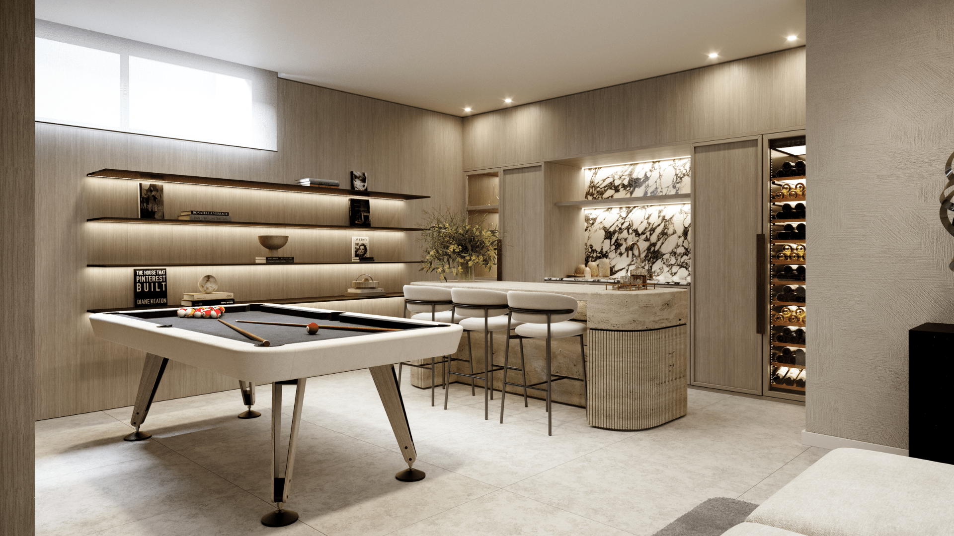 Luxury villa opposite the charming marina of Marina del Este