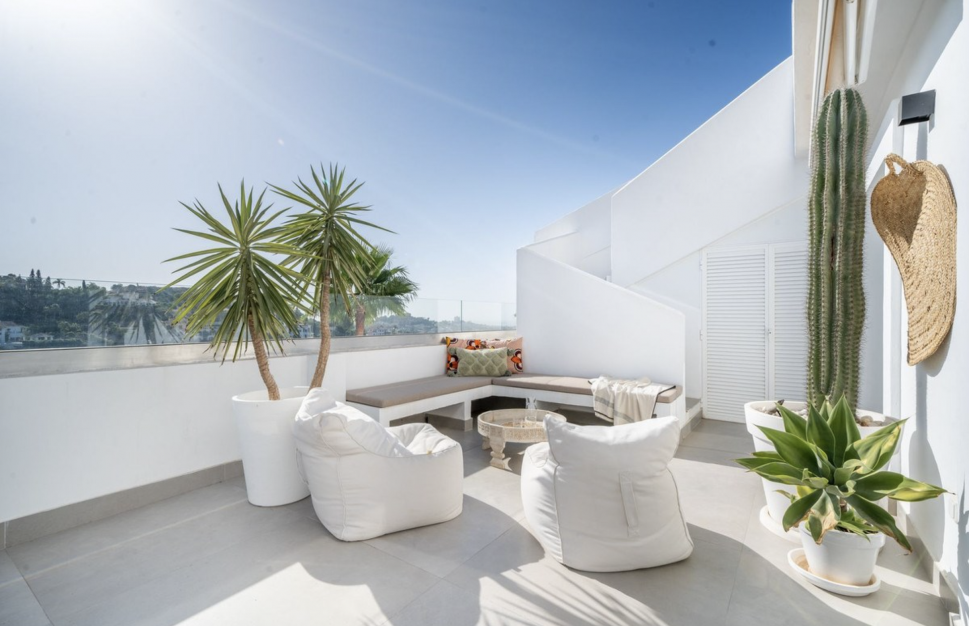 Apartment in Benahavis
