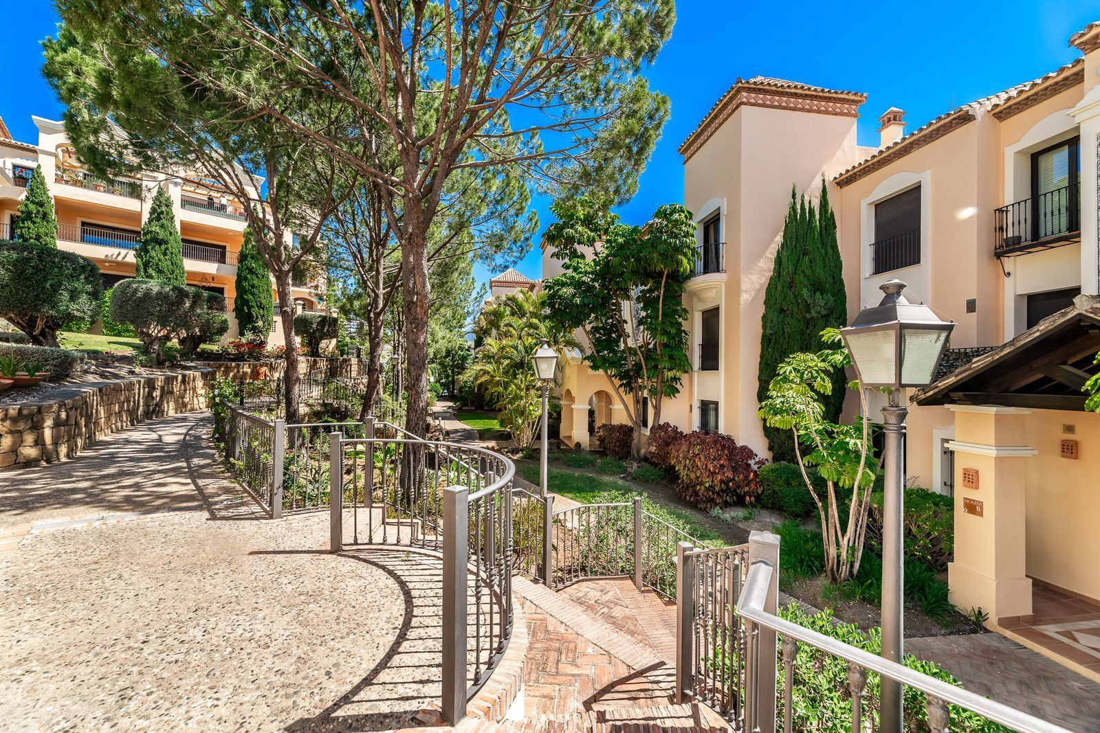 Apartment in Benahavis