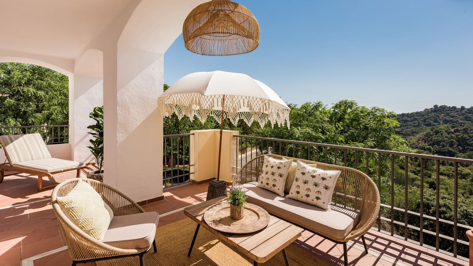 Apartment in Benahavis