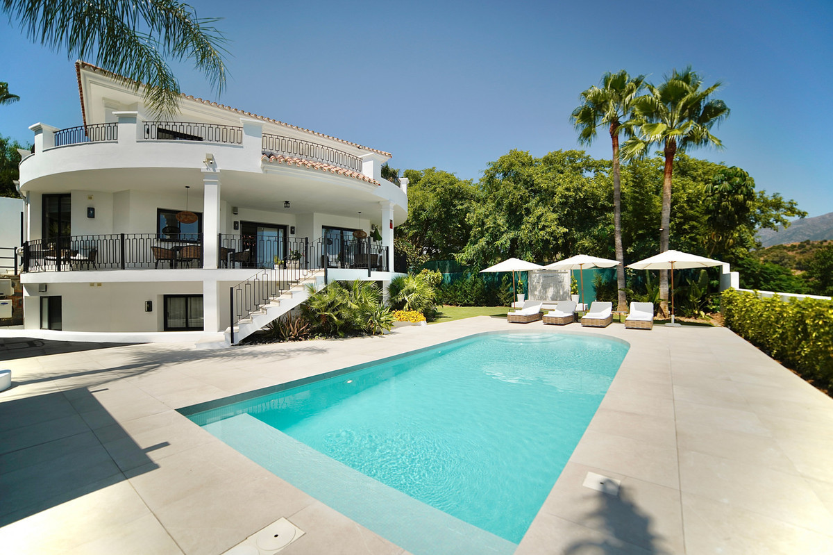 Villa in Benahavis
