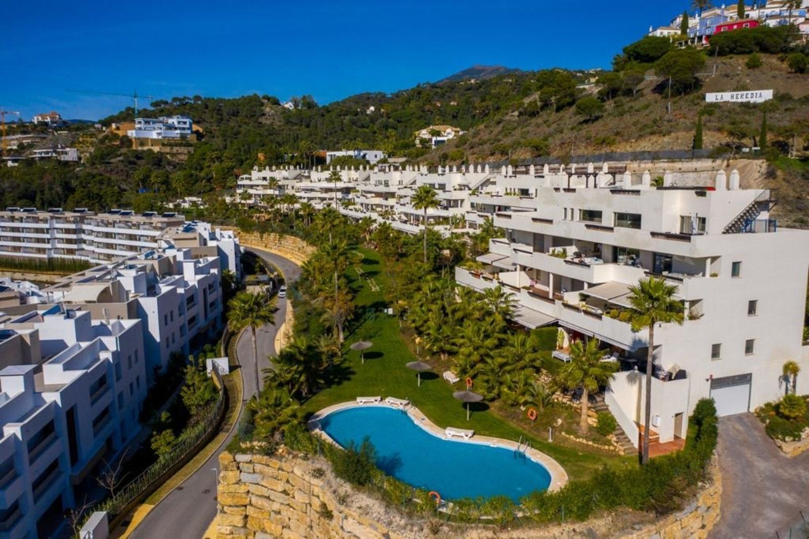Apartment in Benahavis