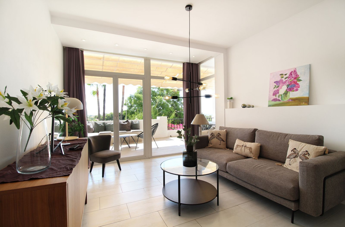 Apartment in Benahavis