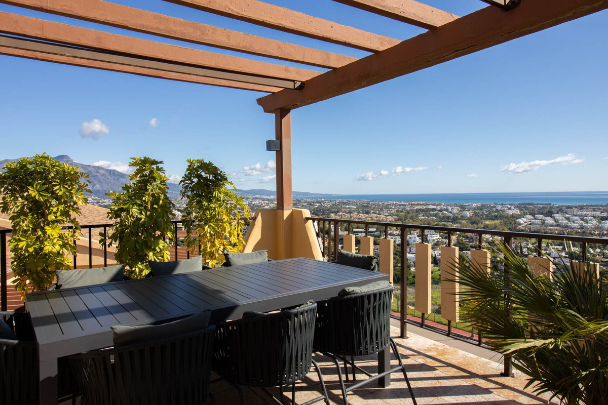 Penthouse in Benahavis