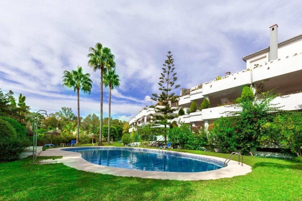Ground Floor Apartment · Marbella Golden Mile thumbnail 2