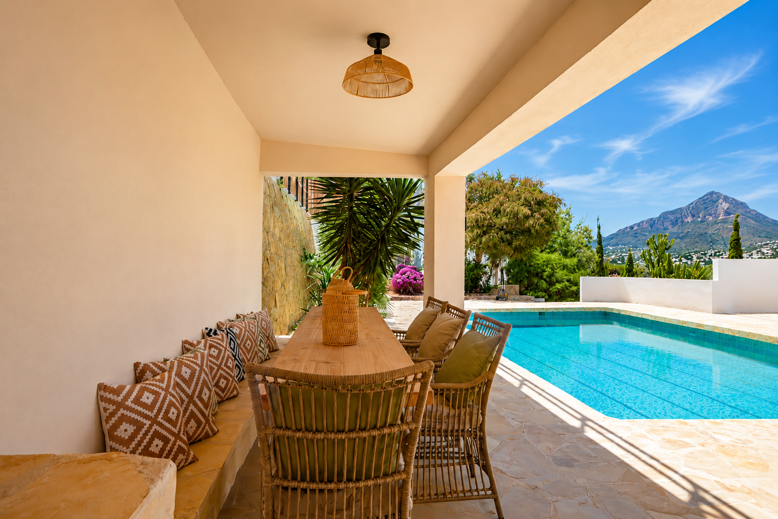 JV1117 - Chalet/Villa en venta en Xàbia