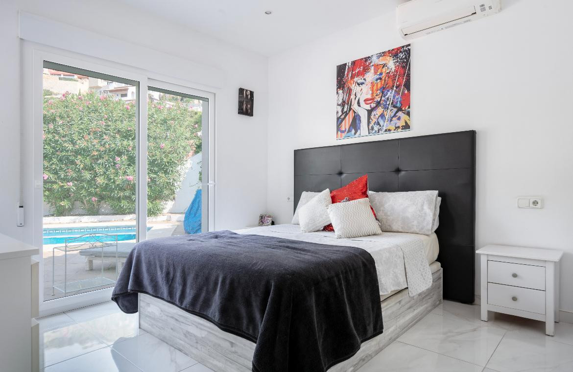 JV1165 - Chalet/Villa en venta en Xàbia
