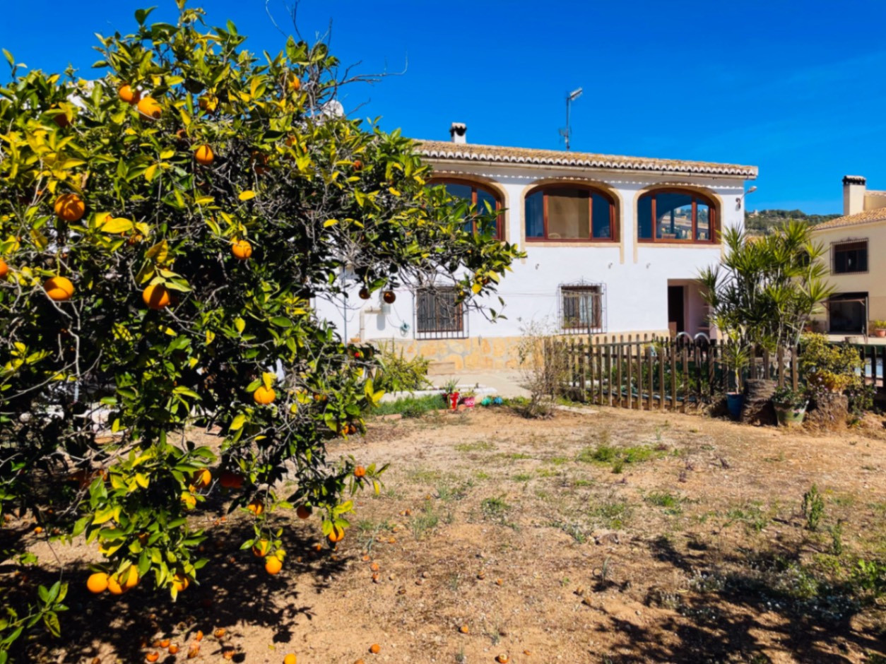 JV808 - Chalet/Villa en venta en Xàbia