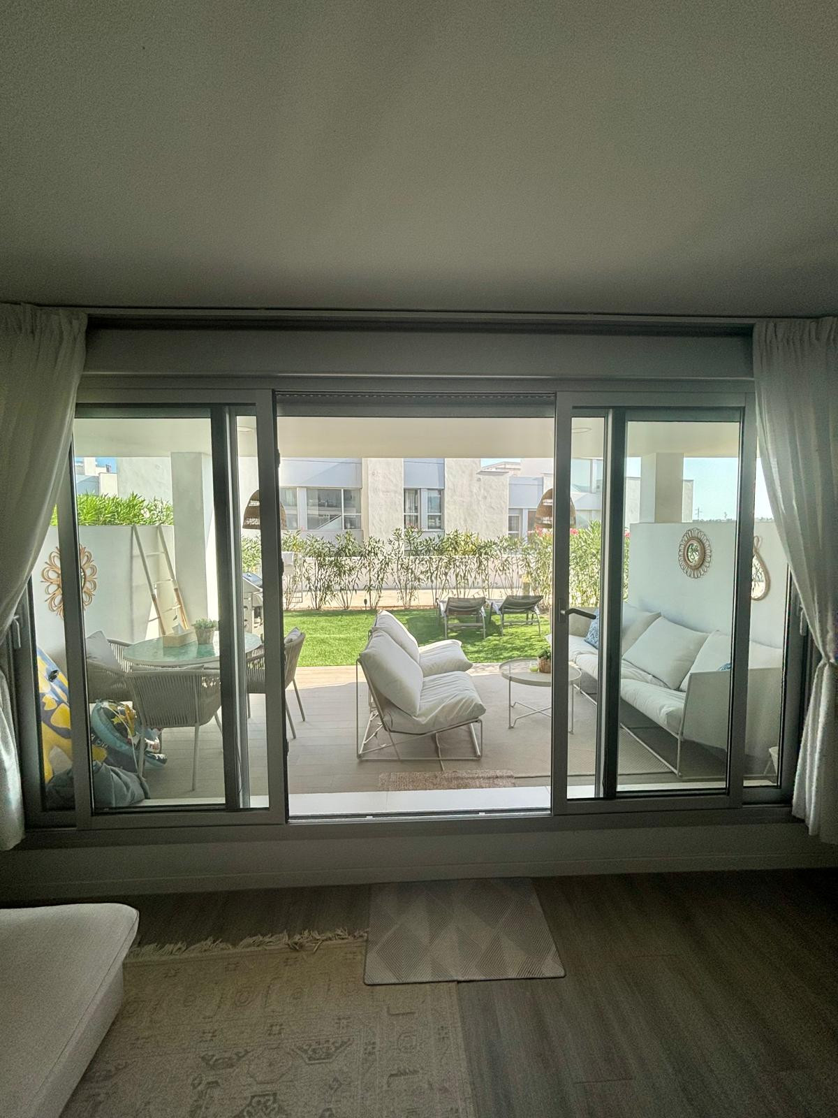 Estepona East Ground Floor Apartment for Rent
