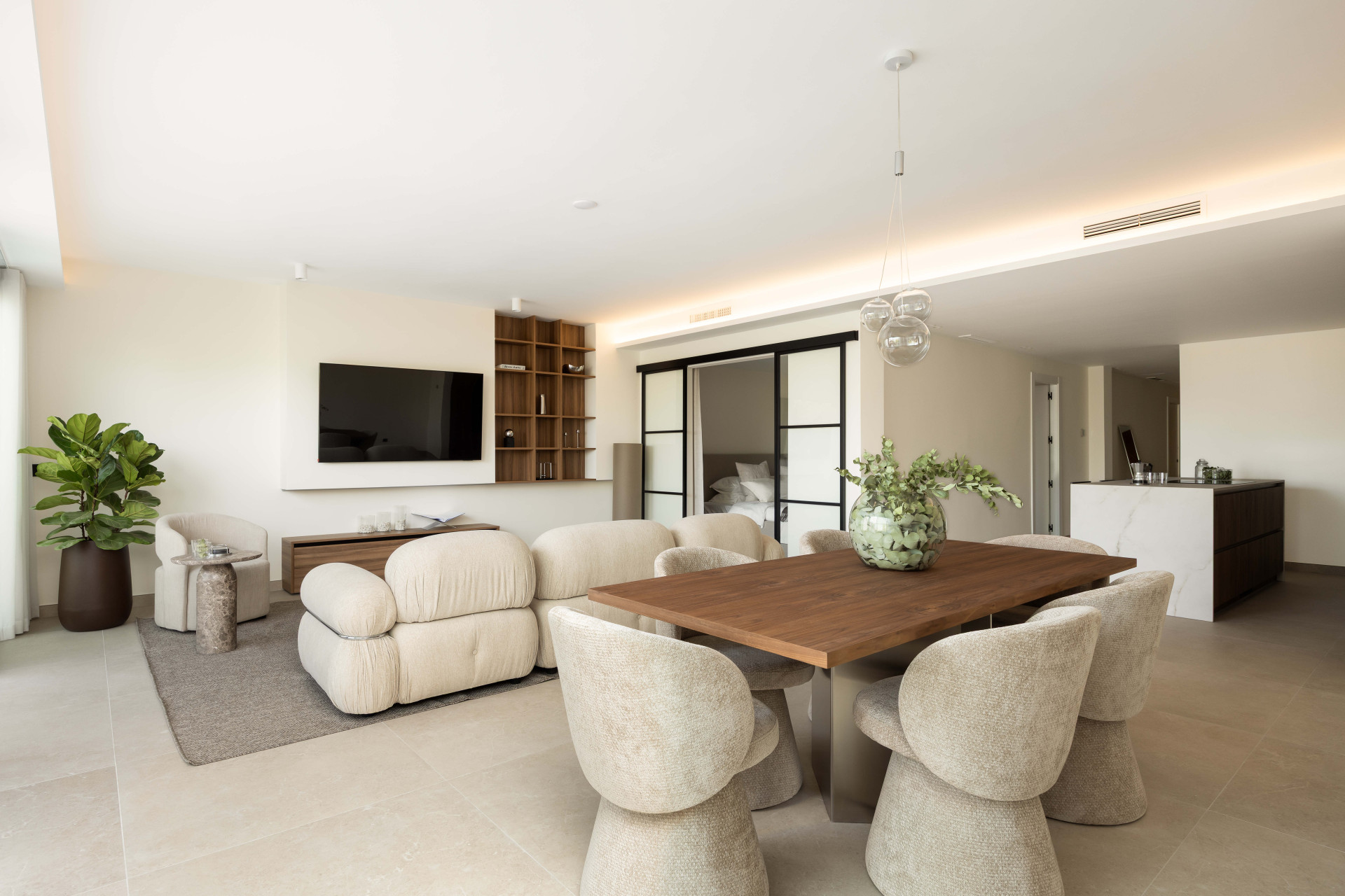 Luxury Ground Floor Apartment in Les Belvederes, Nueva Andalucía