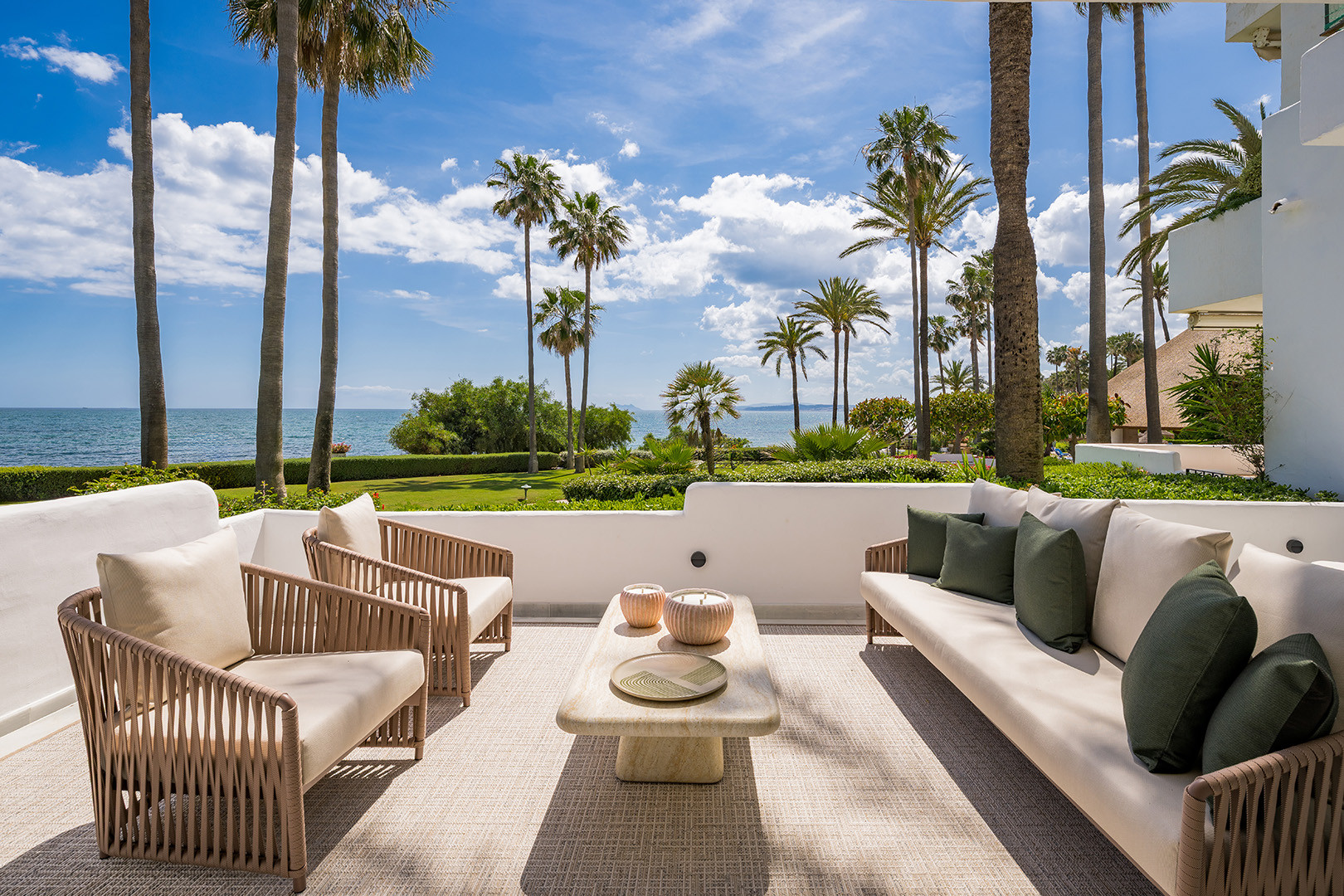 Ground Floor Apartment in Estepona (Estepona East - Alcazaba Beach) - 3 beds