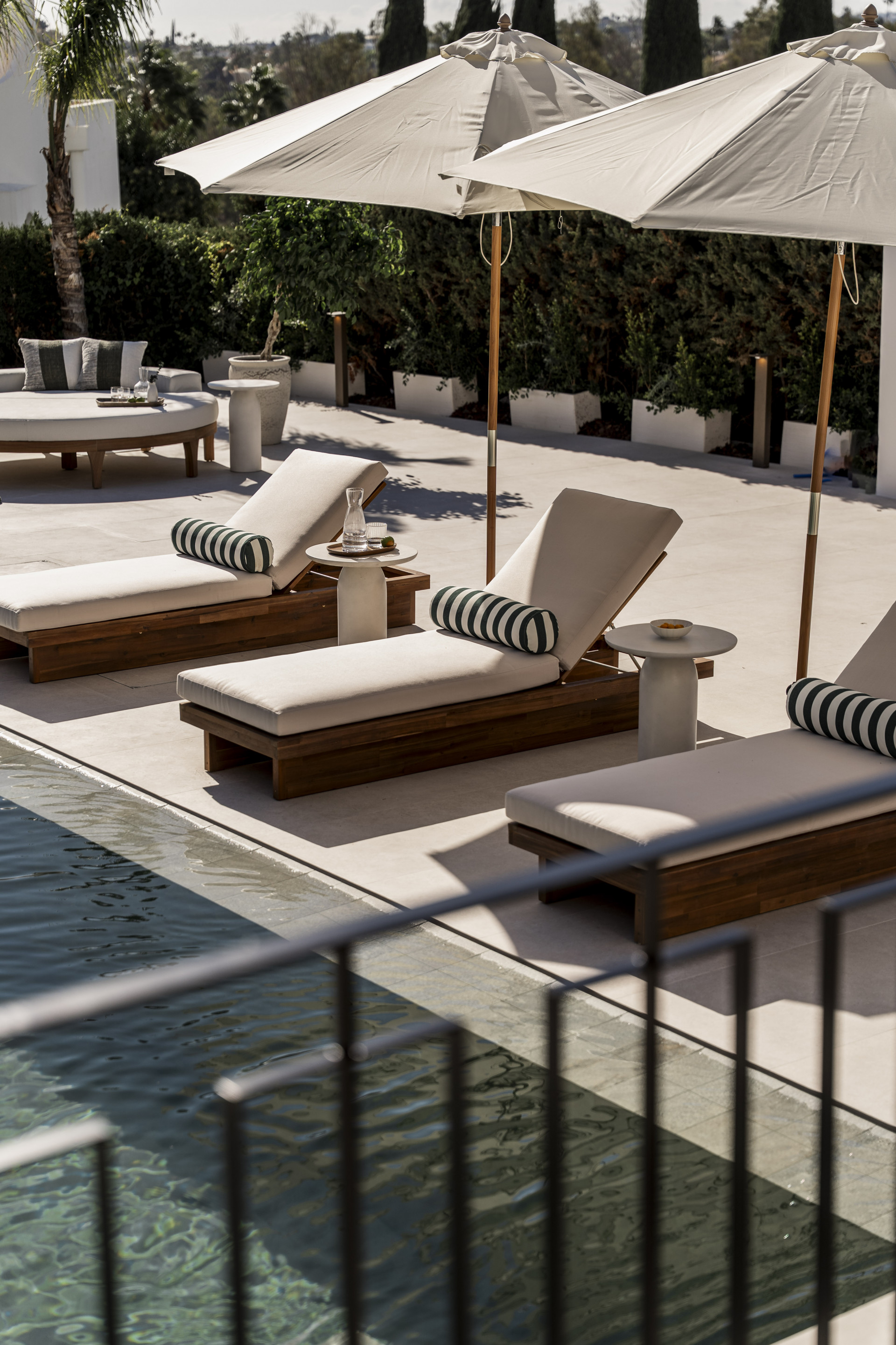 Nestled in the heart of Nueva Andalucía, Auriga 13 is a newly renovated villa offering a blend of comfort and style