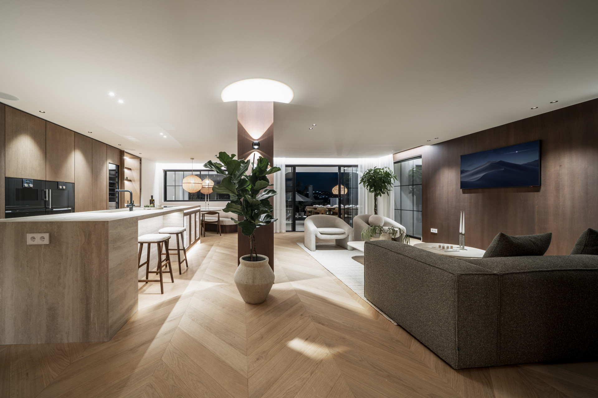 Nestled in the heart of Nueva Andalucía, Auriga 13 is a newly renovated villa offering a blend of comfort and style