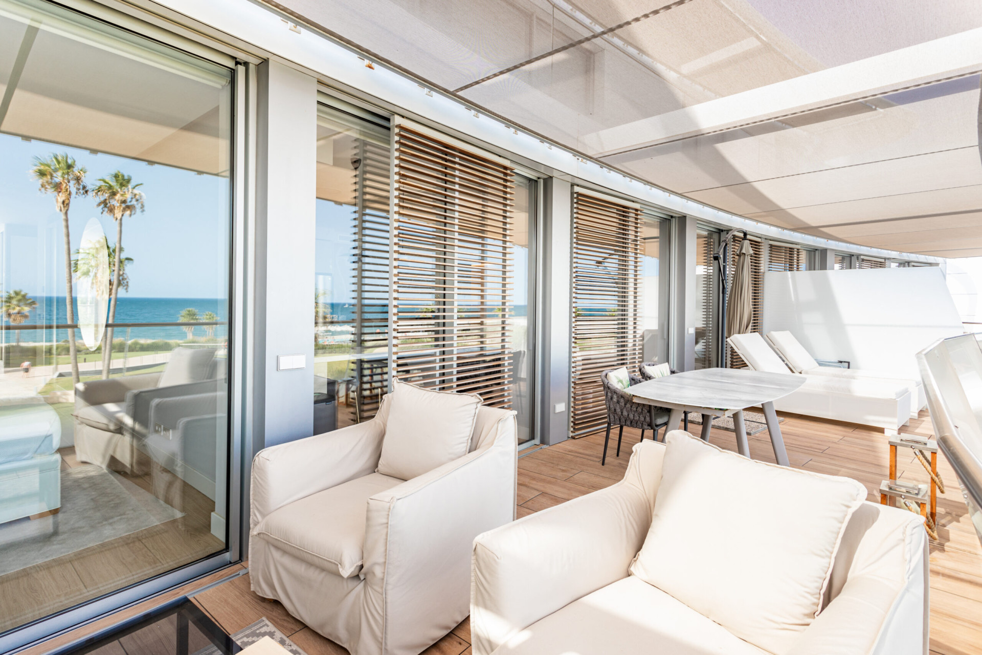 Luxuriöses First-Line Beach Apartment in Bahía de Estepona — Foto 21