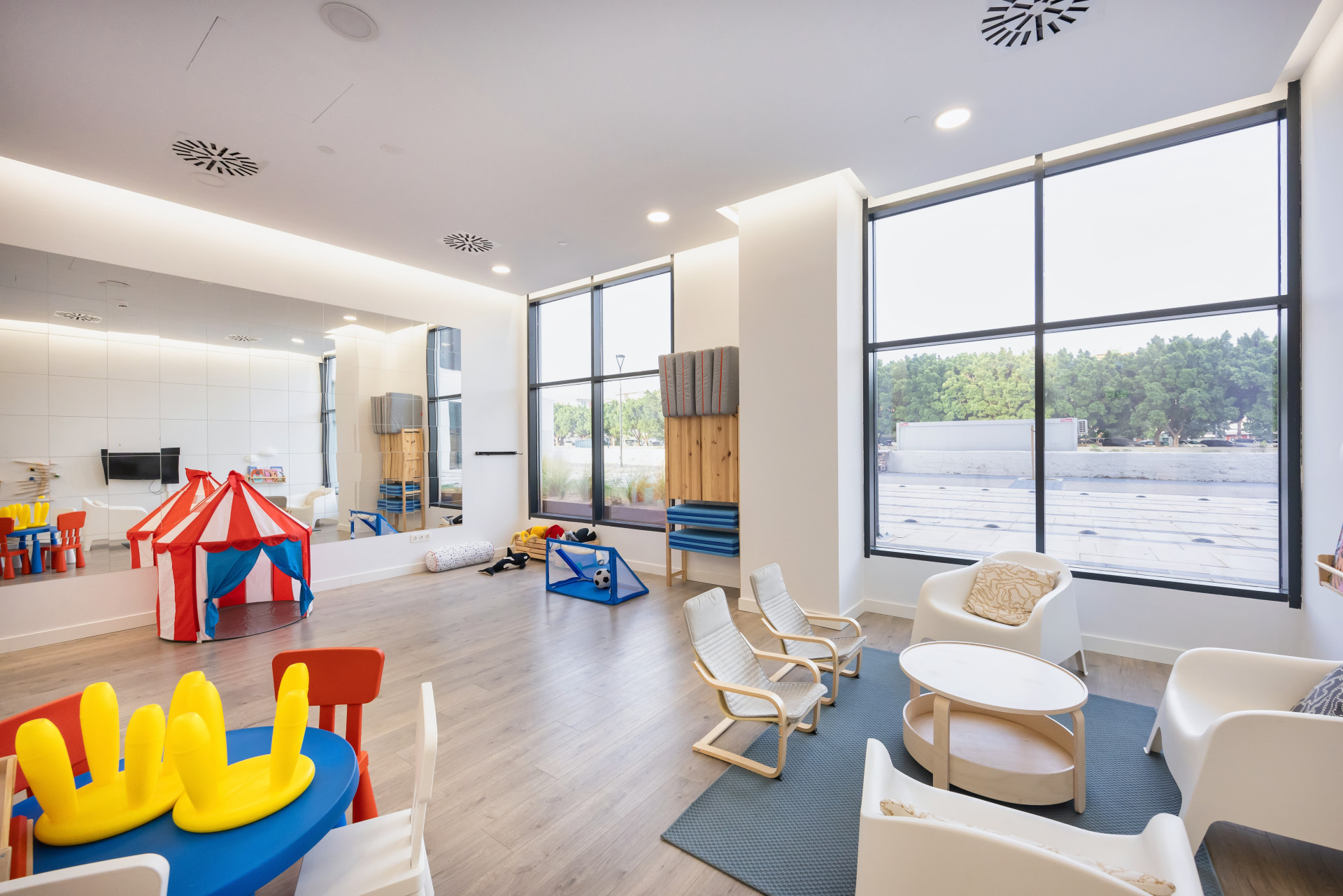 Luxuriöse Apartments in Malaga's Tallest Building — Foto 24