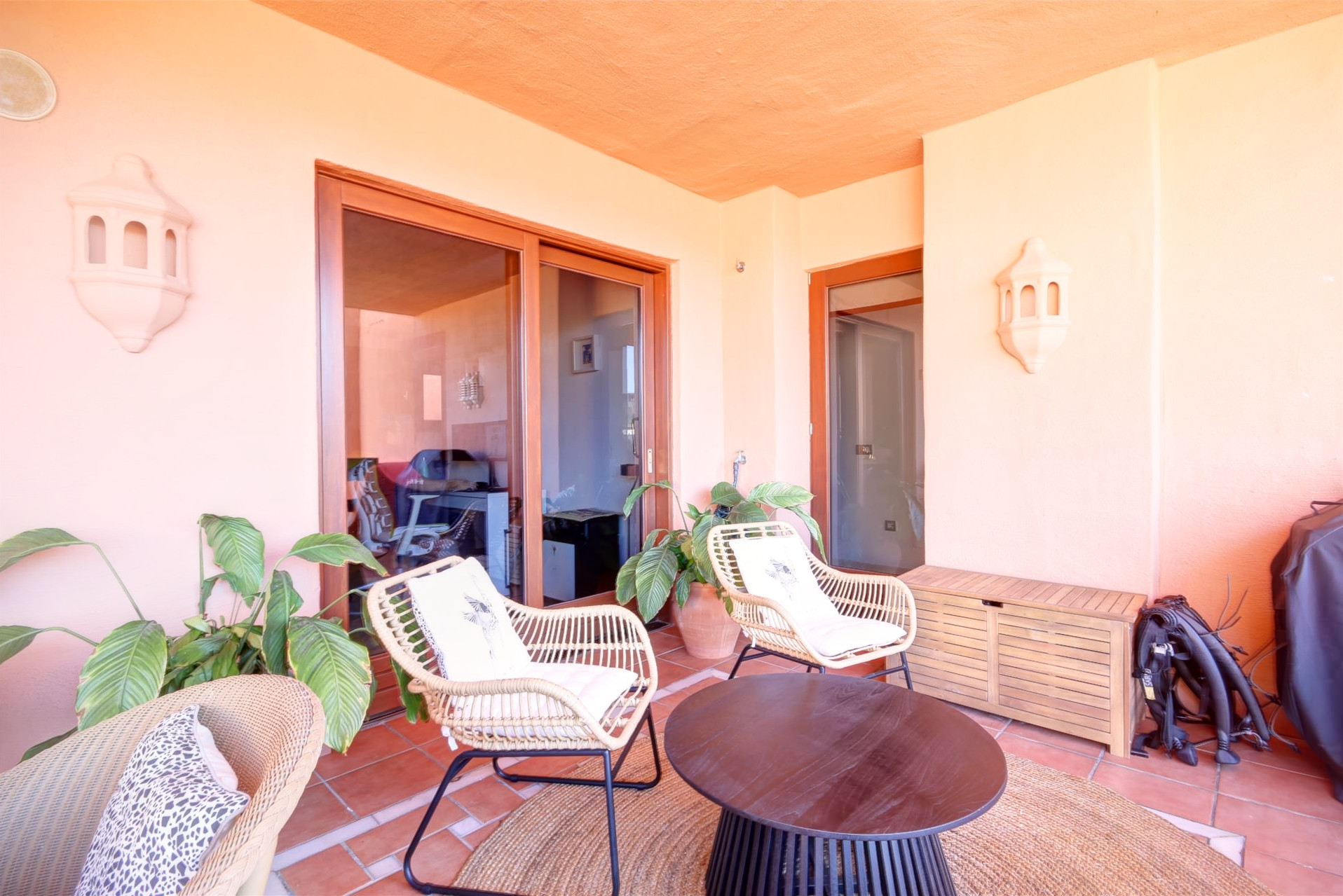 Lujoso Apartamento en Mar Azul, Estepona — foto 18