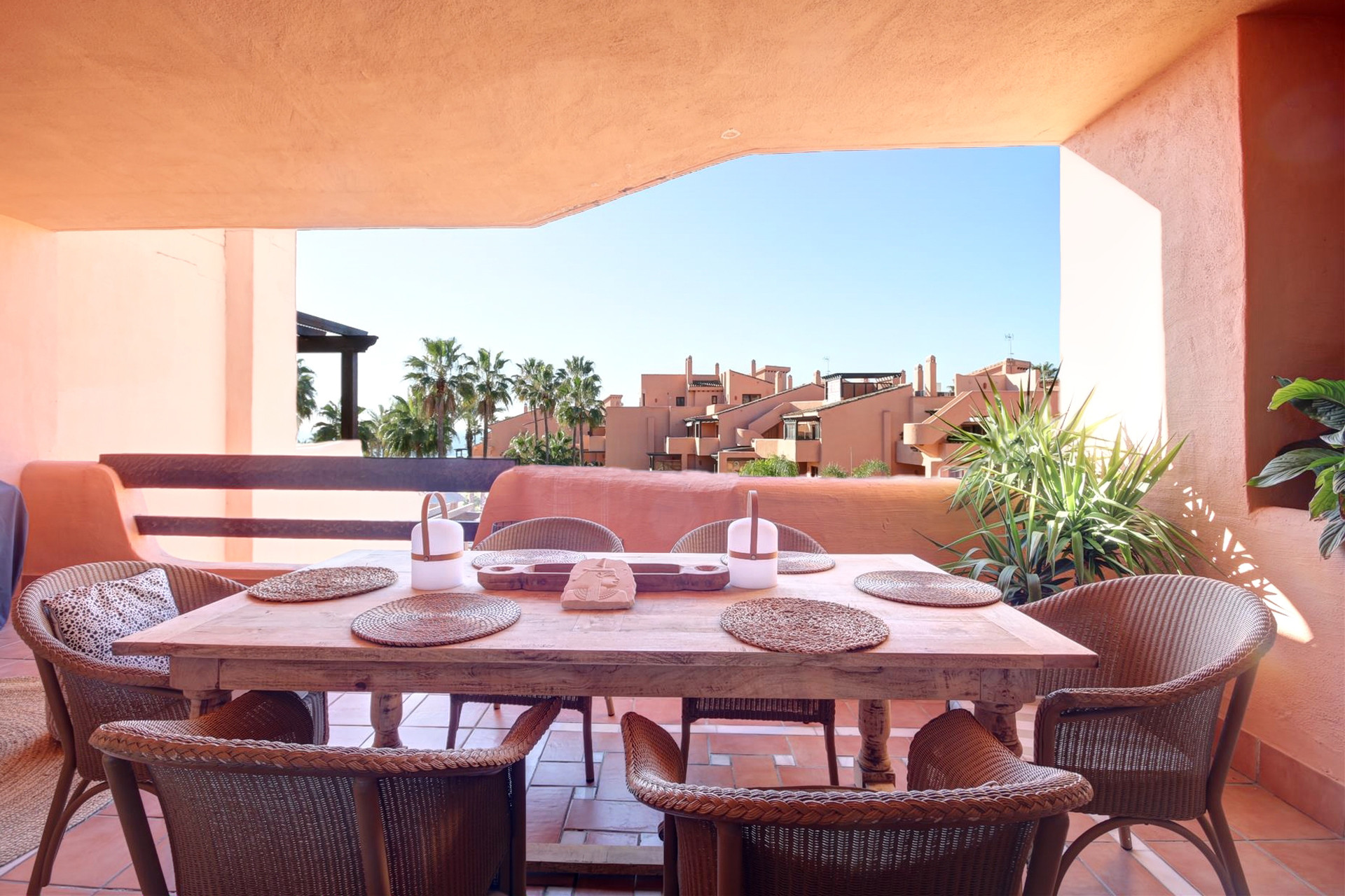 Lujoso Apartamento en Mar Azul, Estepona — foto 17