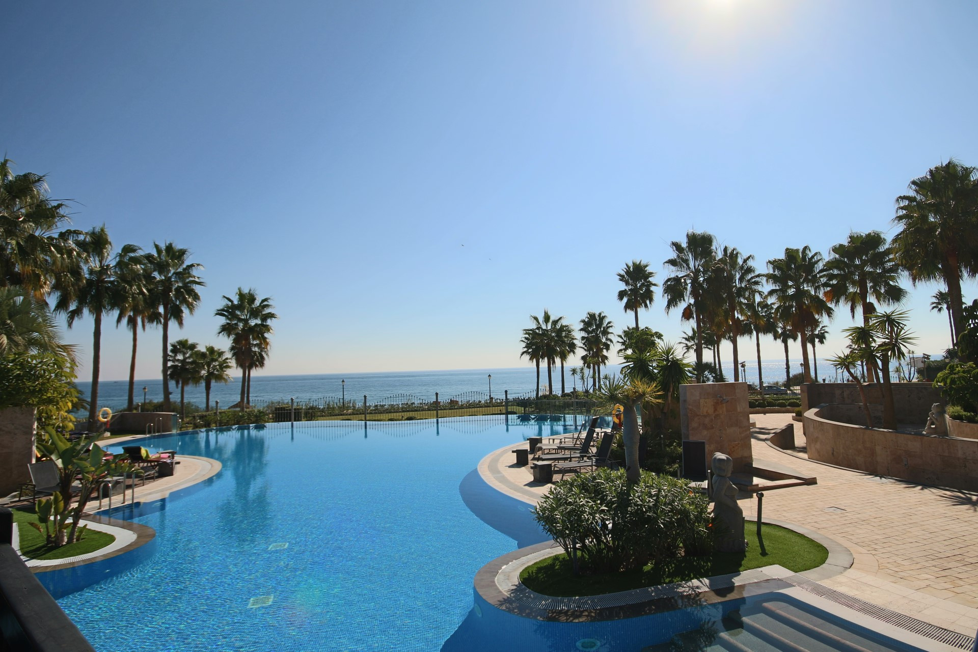 Lujoso Apartamento en Mar Azul, Estepona — foto 21
