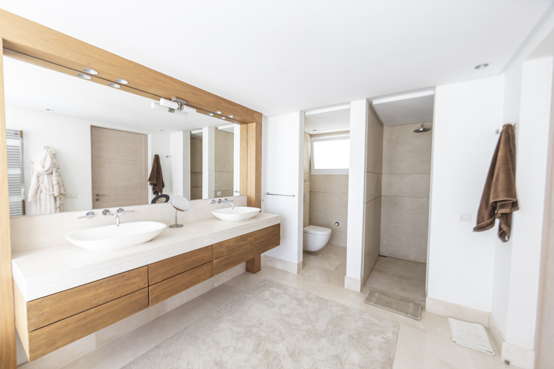 Luxe Duplex Penthouse aan het strand in Los Granados, Marbella — foto 20