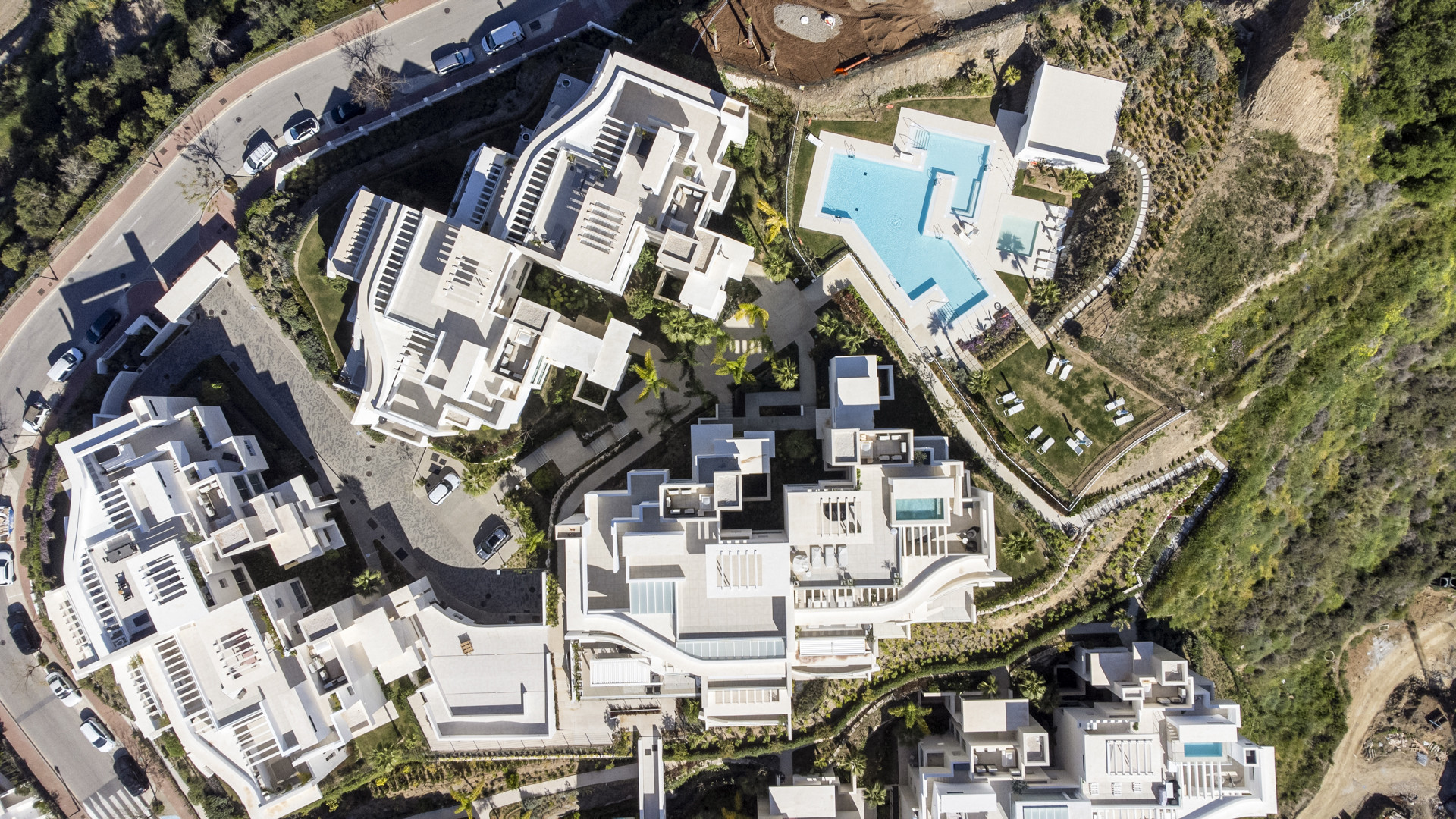 Idyllische 3-slaapkamer appartement in Palo Alto, Marbella met prachtig uitzicht op zee — foto 28