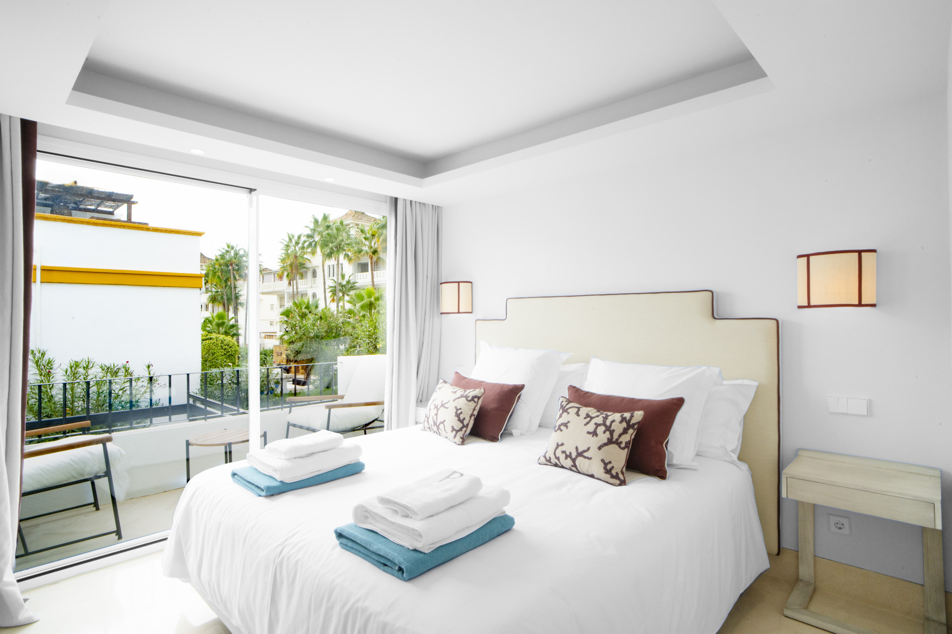 Beautiful Semi-Detached House Close to Beach in Marbella Golden Mile — photo 16