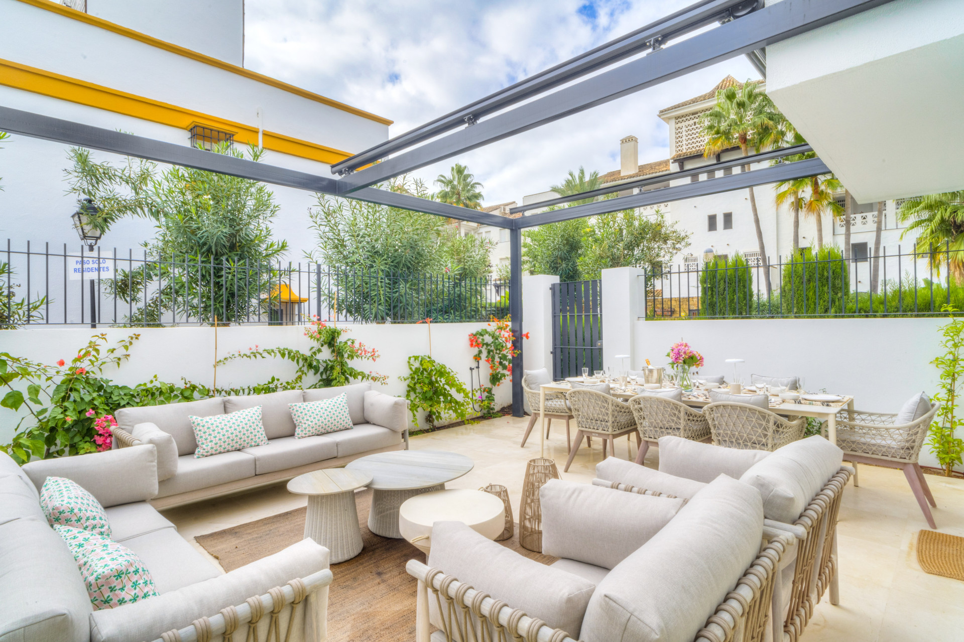 Beautiful Semi-Detached House Close to Beach in Marbella Golden Mile — photo 17