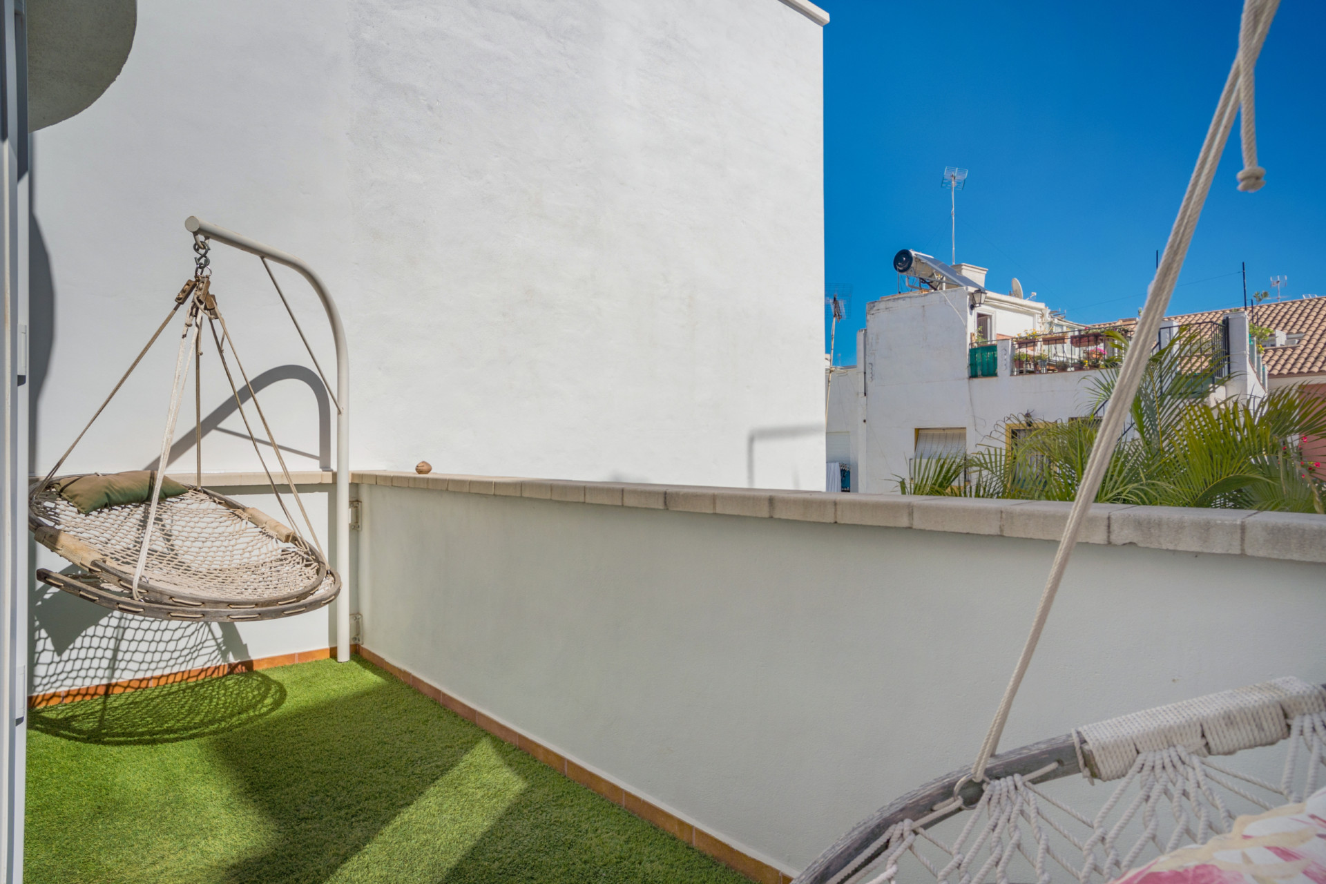 Unifamiliar única en el corazón de la ciudad vieja de Marbella — foto 24