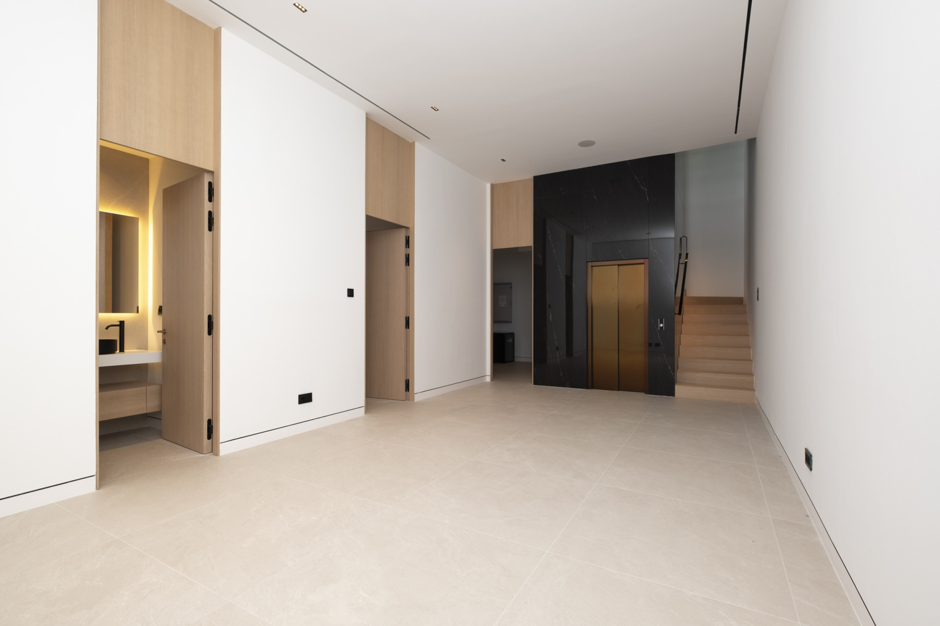 Moderne neue Bau Doppelhaushälfte in Nueva Andalucia — Foto 16