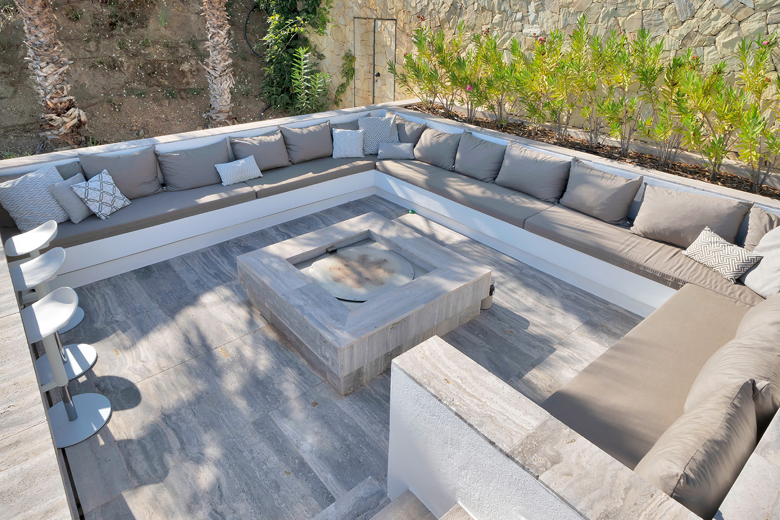 Luxurious 7-Bedroom Villa with Panoramic Views in Monte Mayor, Benahavis — photo 35
