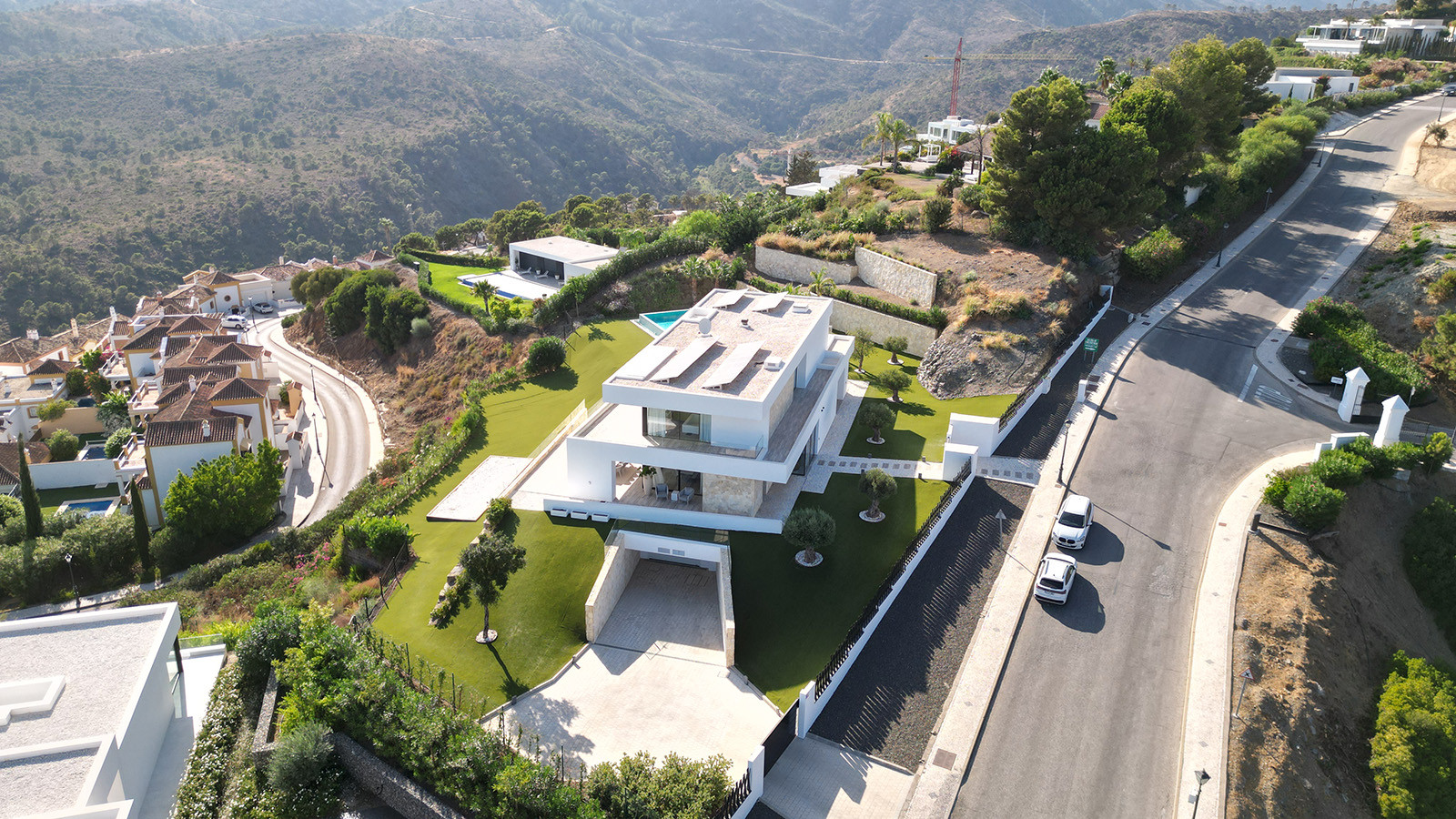 Luxurious 7-Bedroom Villa with Panoramic Views in Monte Mayor, Benahavis — photo 43