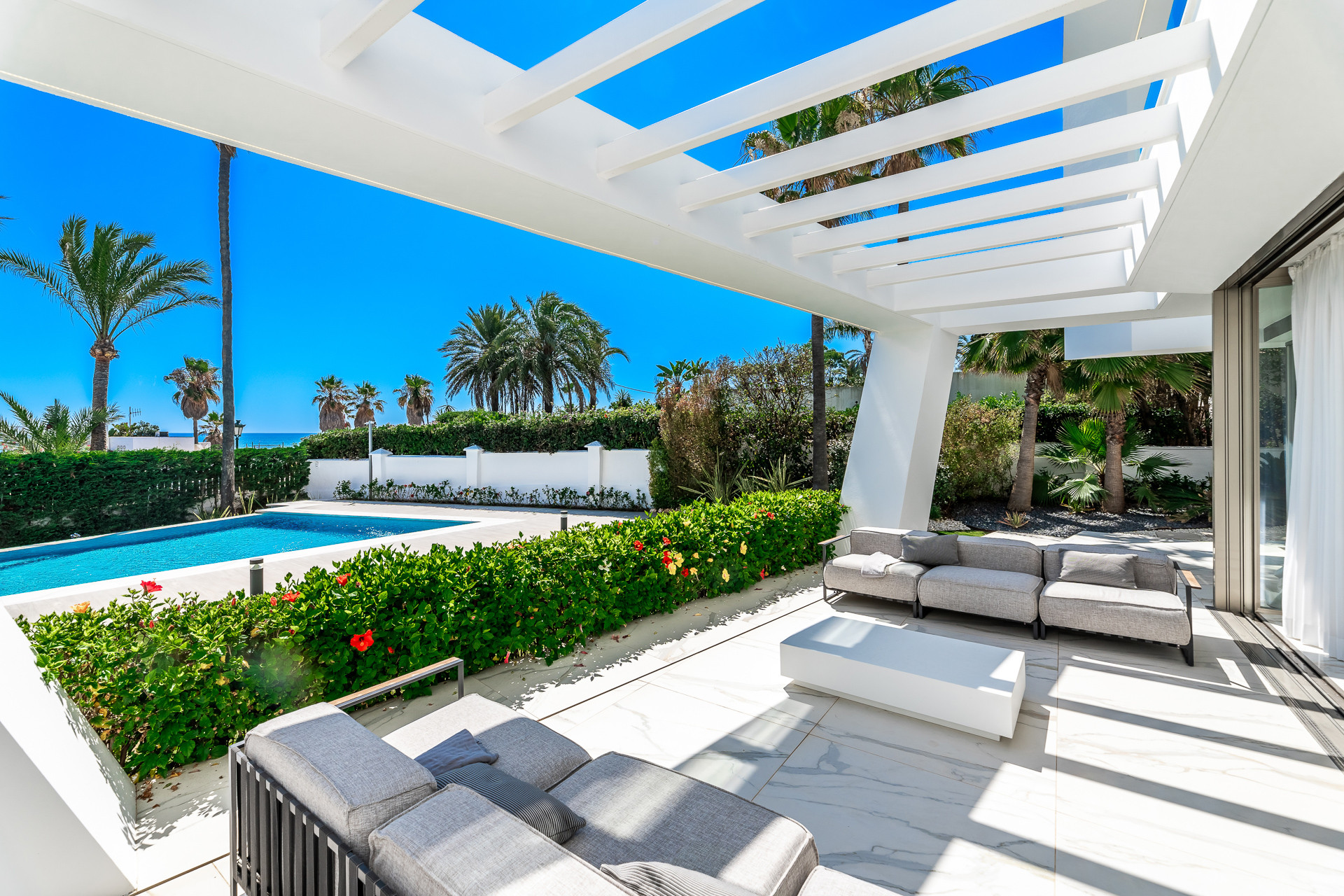 Luxus-Neue Villa in Exclusive Los Monteros, Marbella — Foto 18