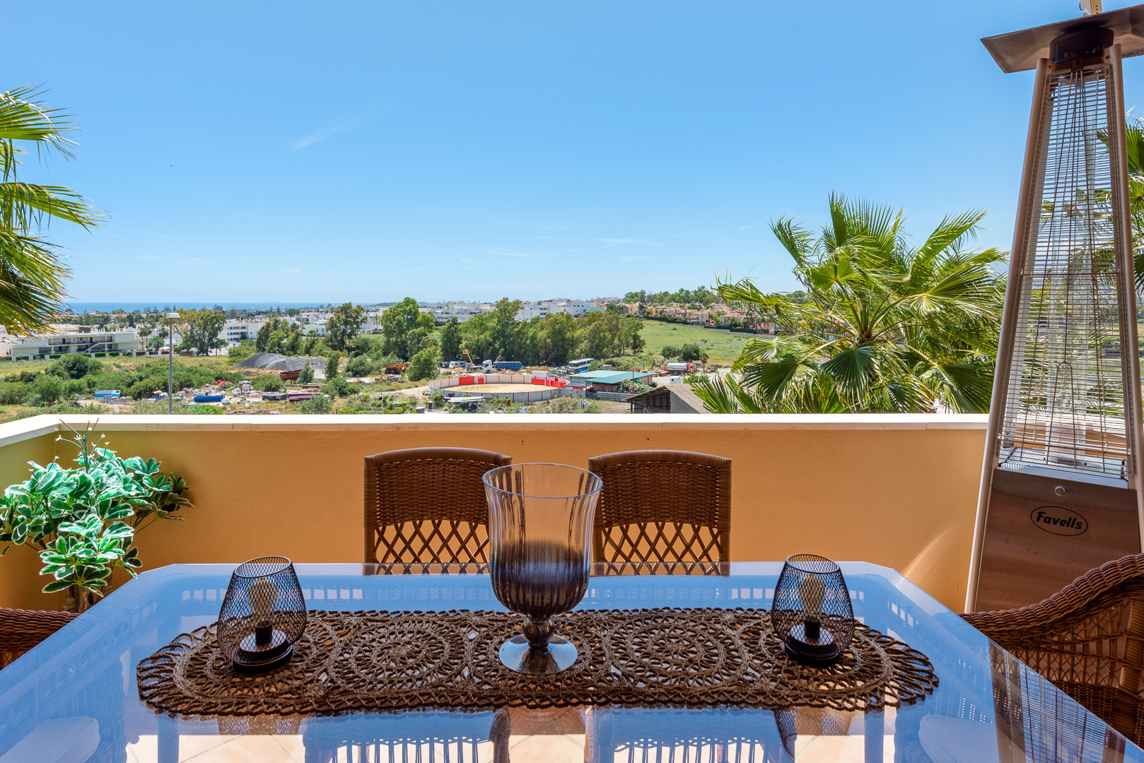 Luxueus appartement met panoramisch uitzicht op zee in Cumbres del Rodeo, Marbella — foto 16