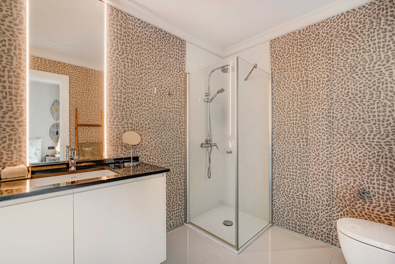 Opulent Duplex Penthouse in El Embrujo Banús, Marbella — photo 19