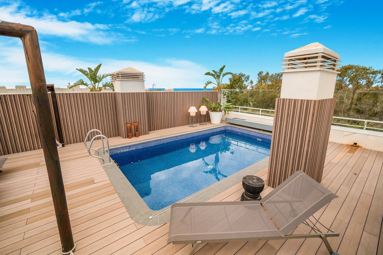 Opulent Duplex Penthouse in El Embrujo Banús, Marbella — photo 53