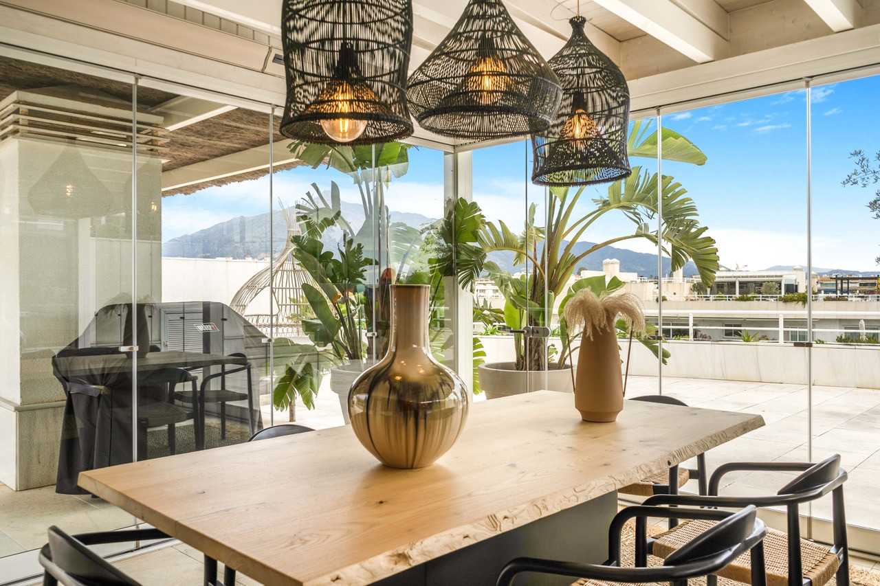 Opulent Duplex Penthouse in El Embrujo Banús, Marbella — photo 43