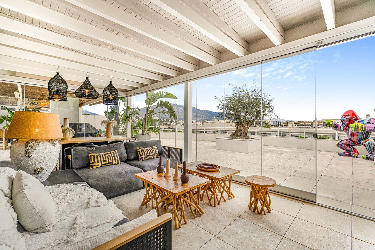 Opulent Duplex Penthouse in El Embrujo Banús, Marbella — photo 34