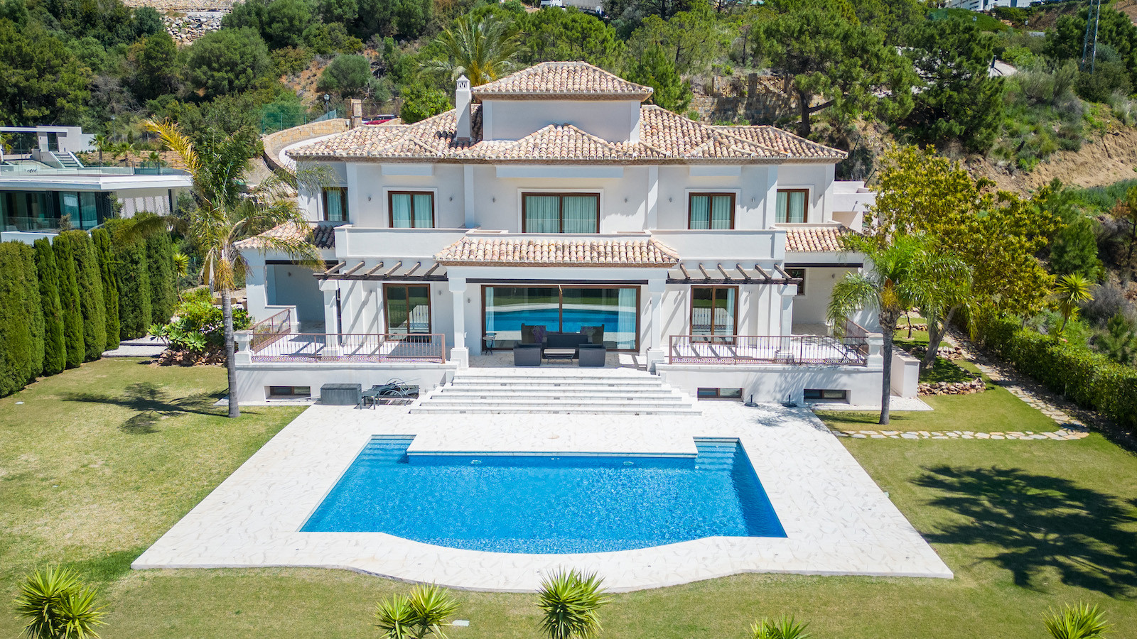 Luxury Villa in Monte Mayor, Benahavis with Panoramic Views — photo 27