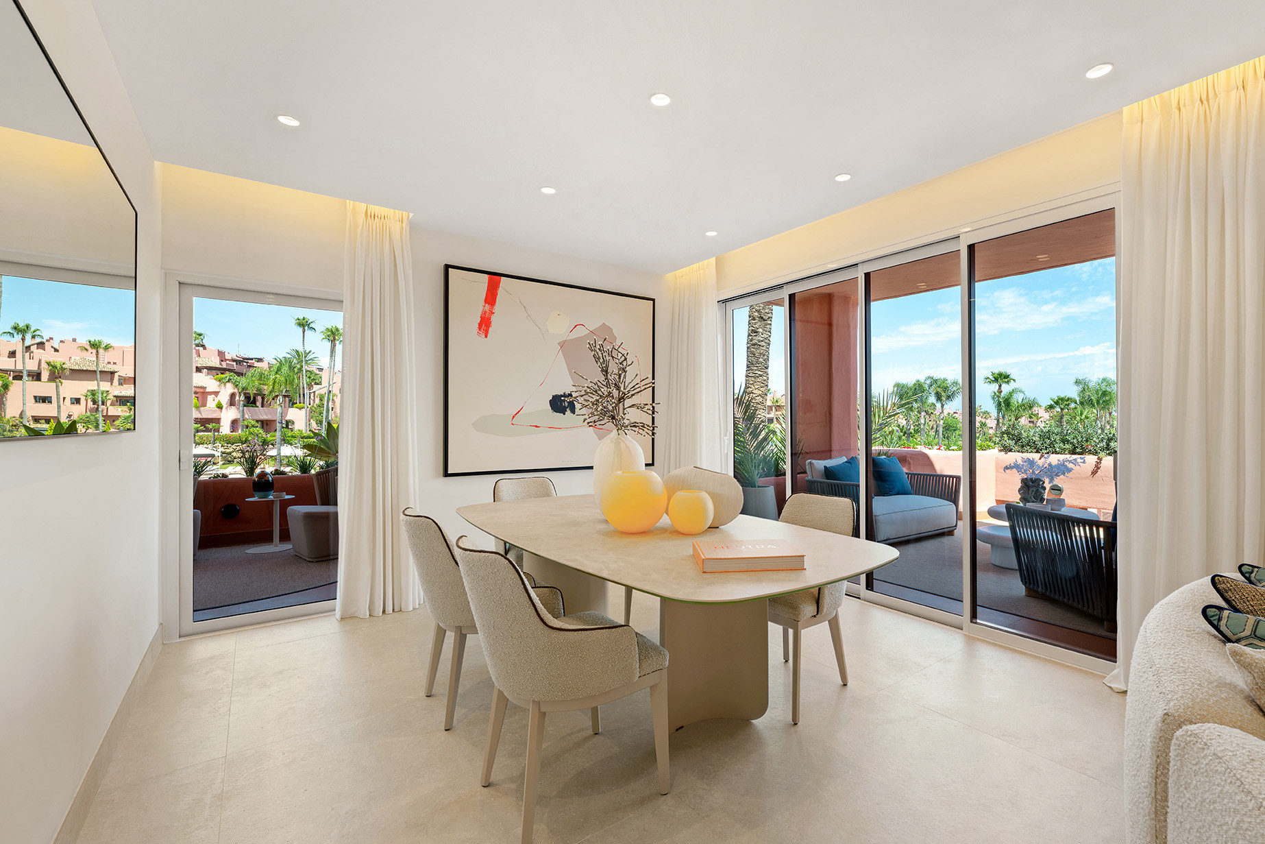 Luxurious Beachfront Apartment in Cabo Bermejo, Estepona East — photo 8