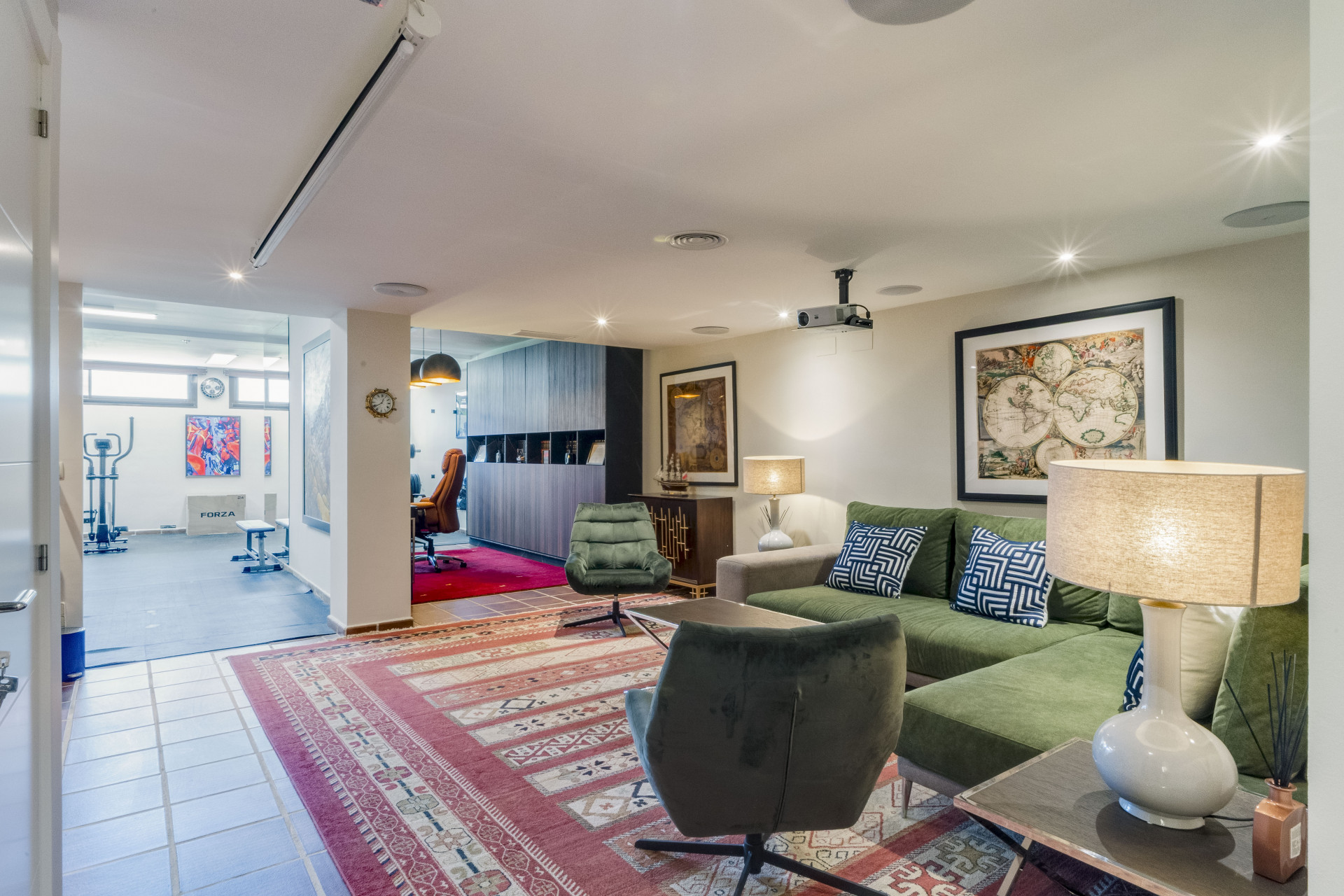 Elegante Villa Semi de 4 dormitorios en Azata Golf, Estepona Vistas — foto 26