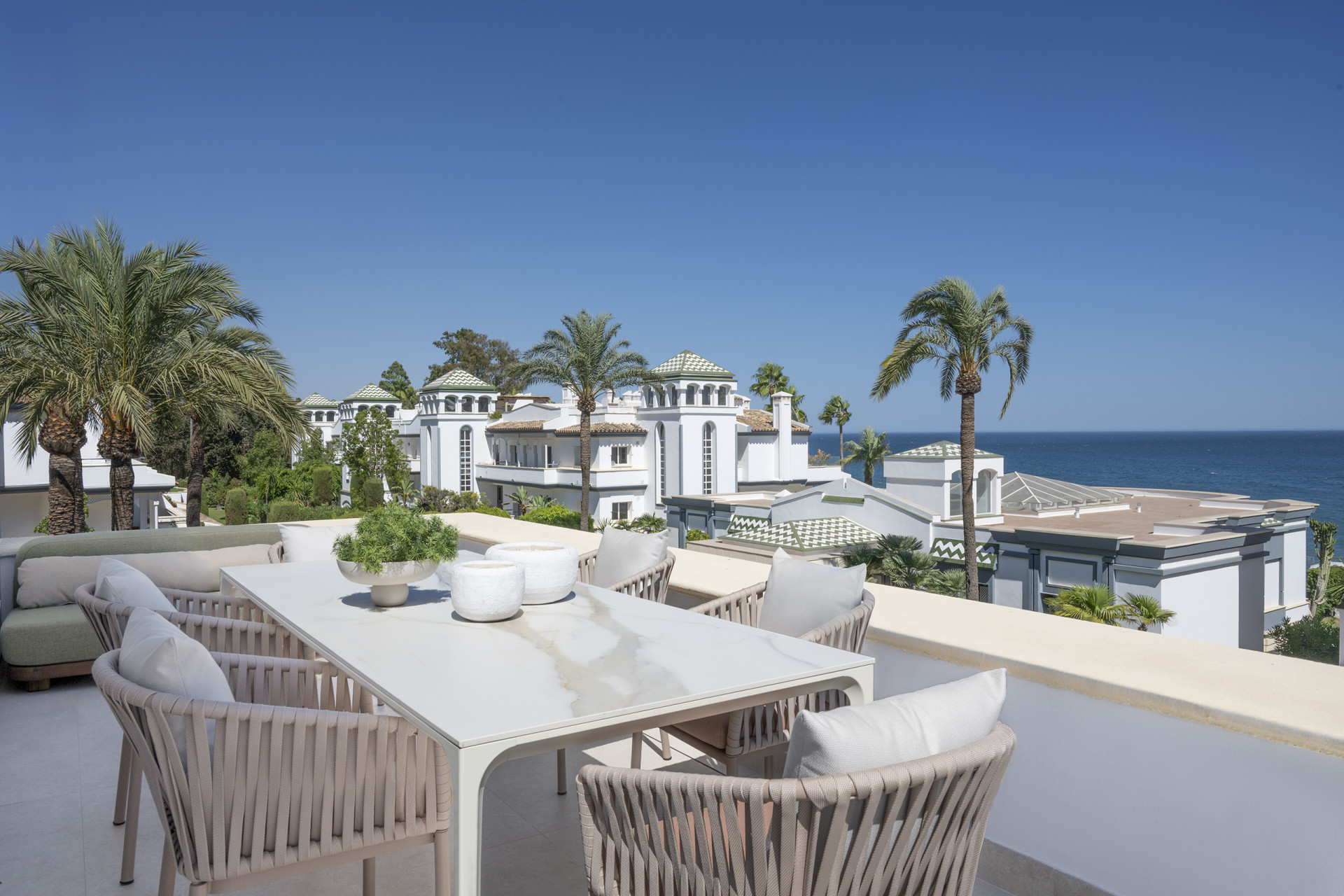 Elegante Ático Duplex frente a la playa en Dominion Beach, Estepona — foto 1