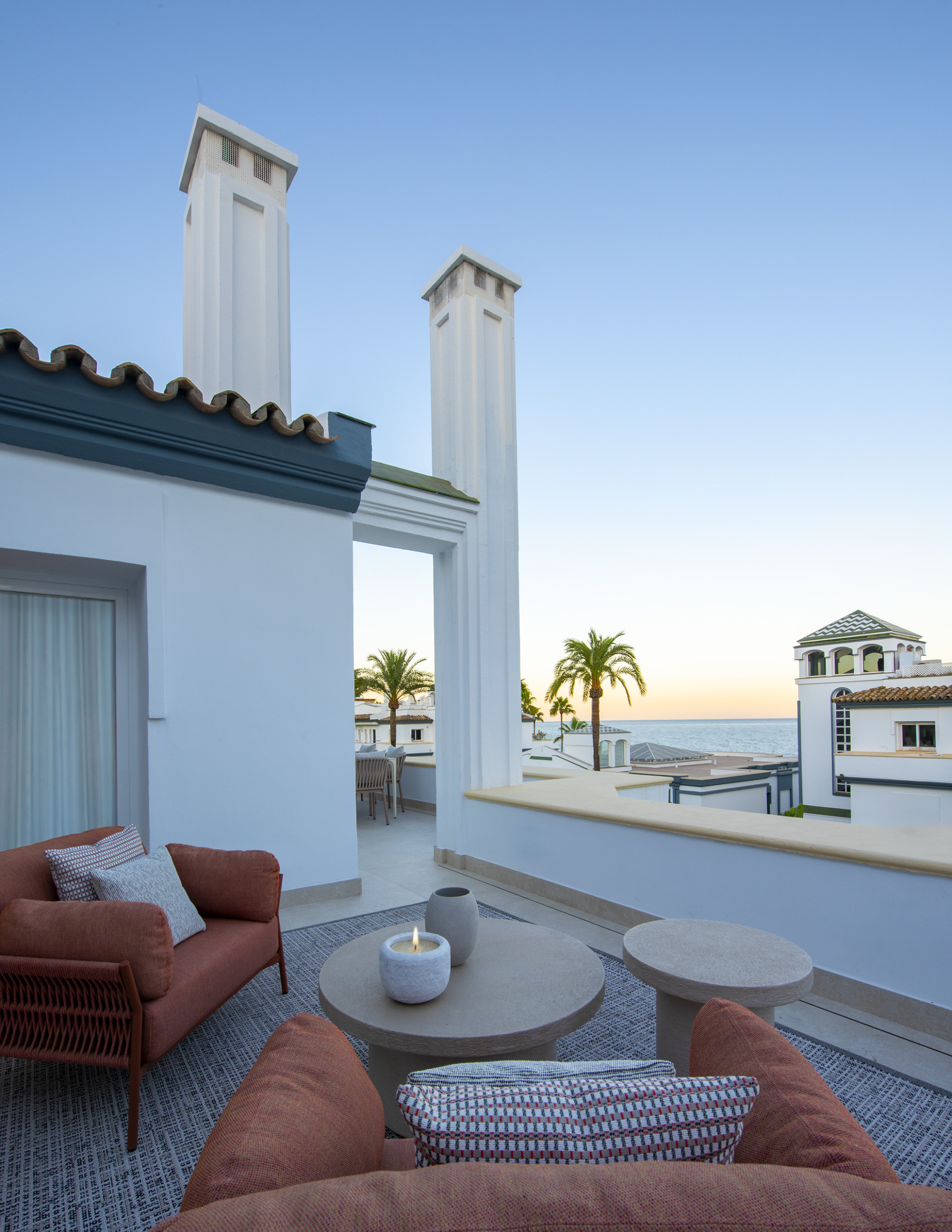 Elegante Ático Duplex frente a la playa en Dominion Beach, Estepona — foto 24