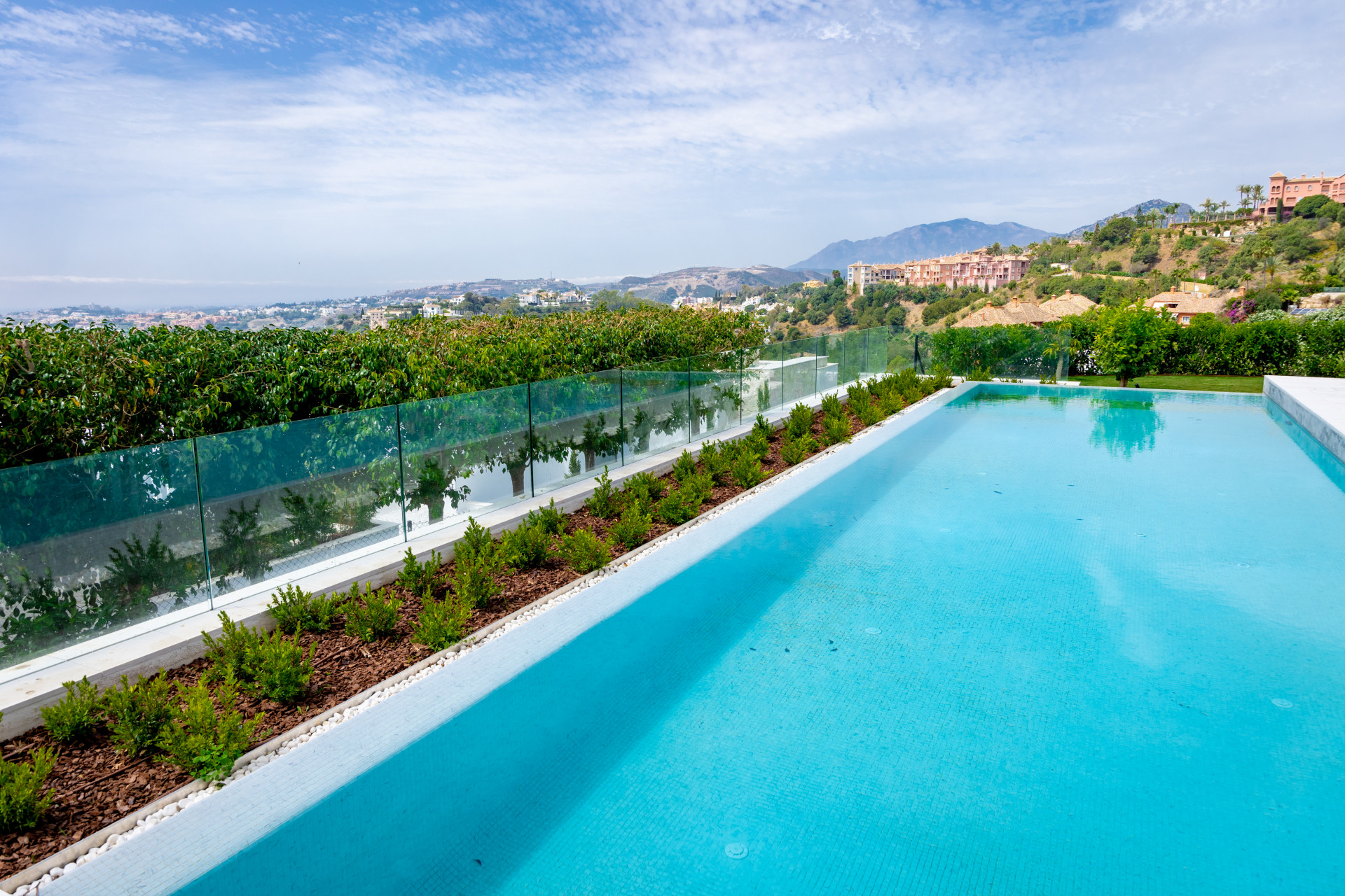 Villa palaciega en las colinas, Benahavis – Panoramic Luxury Living — foto 36