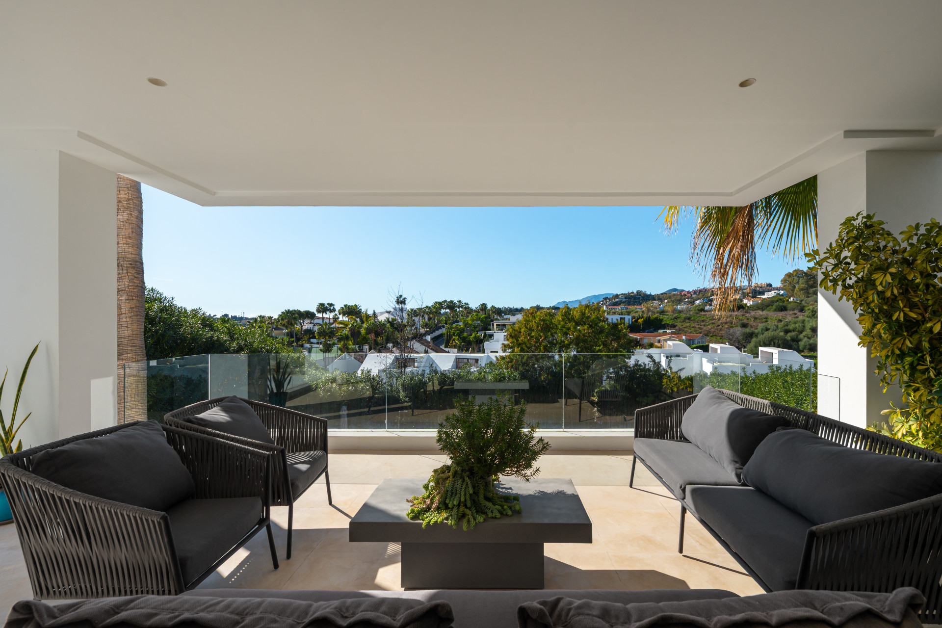 Villa de lujo contemporánea en Los Olivos, Nueva Andalucia — foto 22