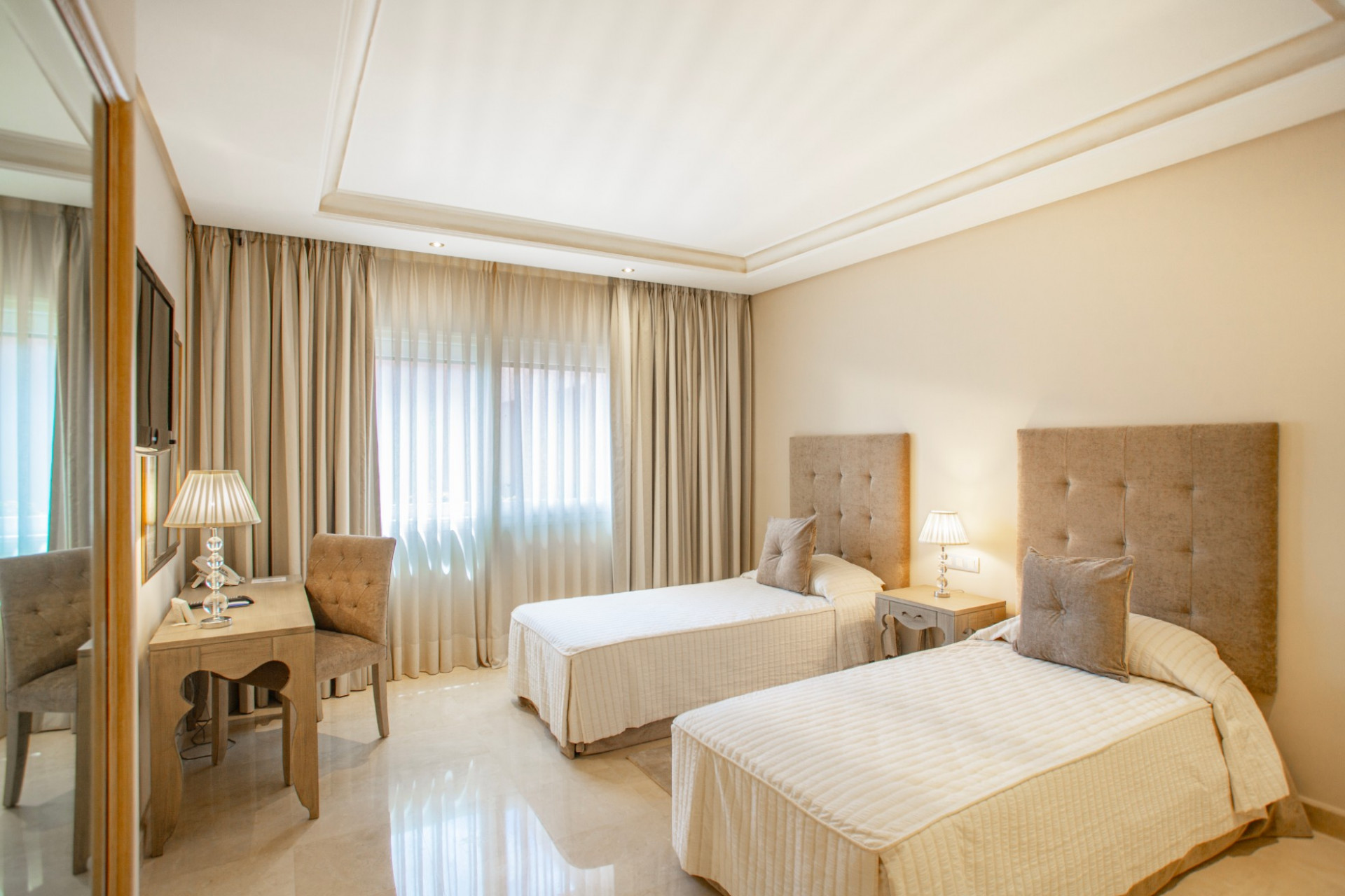 Opulent Six-Bedroom Seafront Penthouse in Kempinski Hotel Bahia, Estepona — photo 19