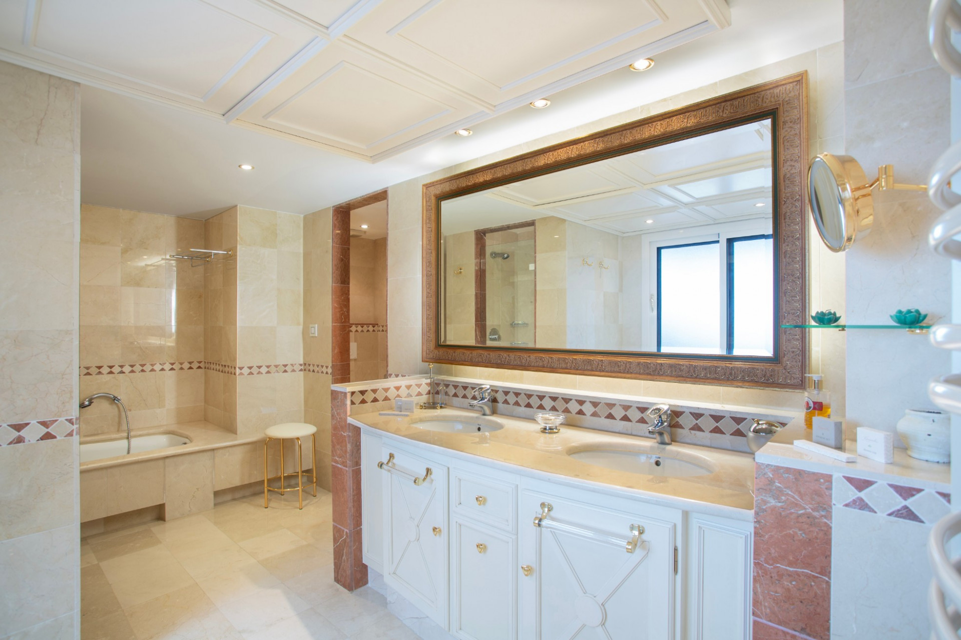 Opulent Six-Bedroom Seafront Penthouse in Kempinski Hotel Bahia, Estepona — photo 22