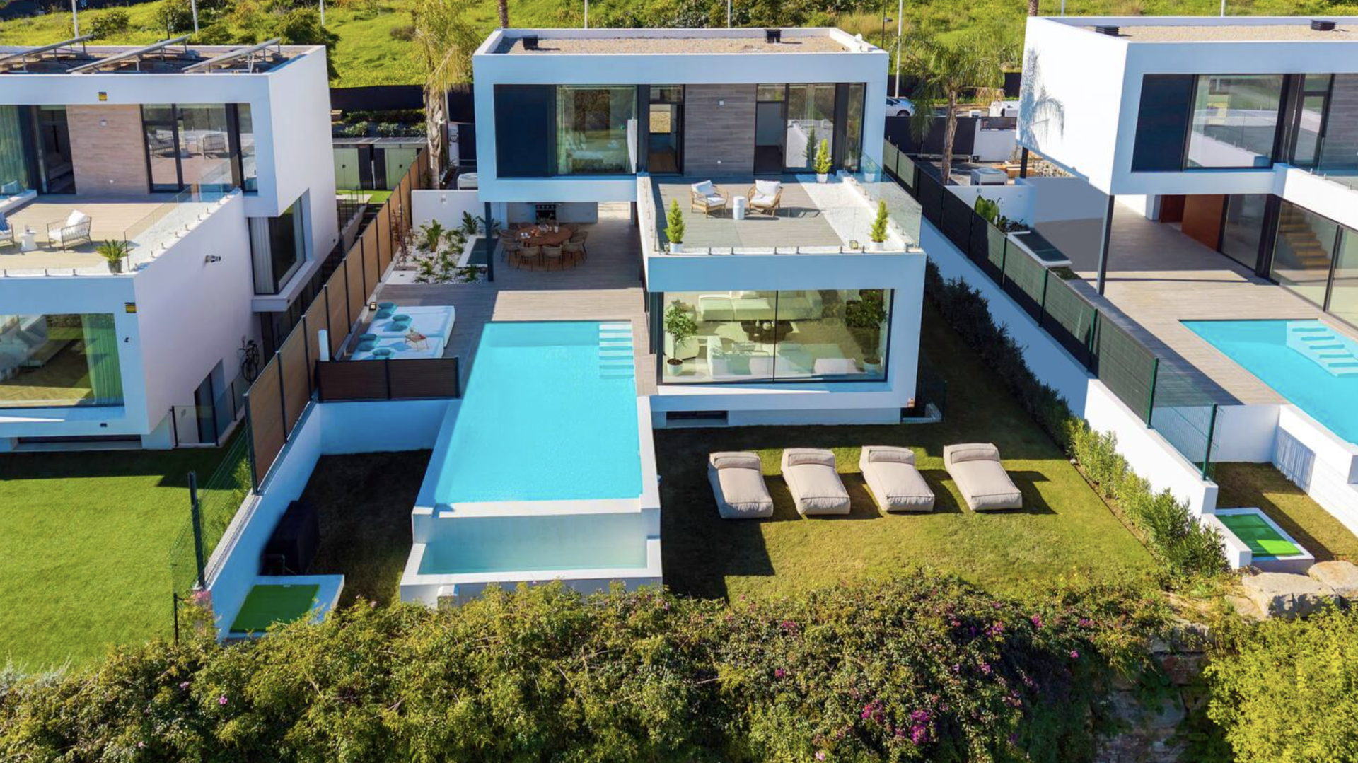 Newly Built Luxury Villa with Panoramic Golf Views in El Campanario, Estepona — photo 20