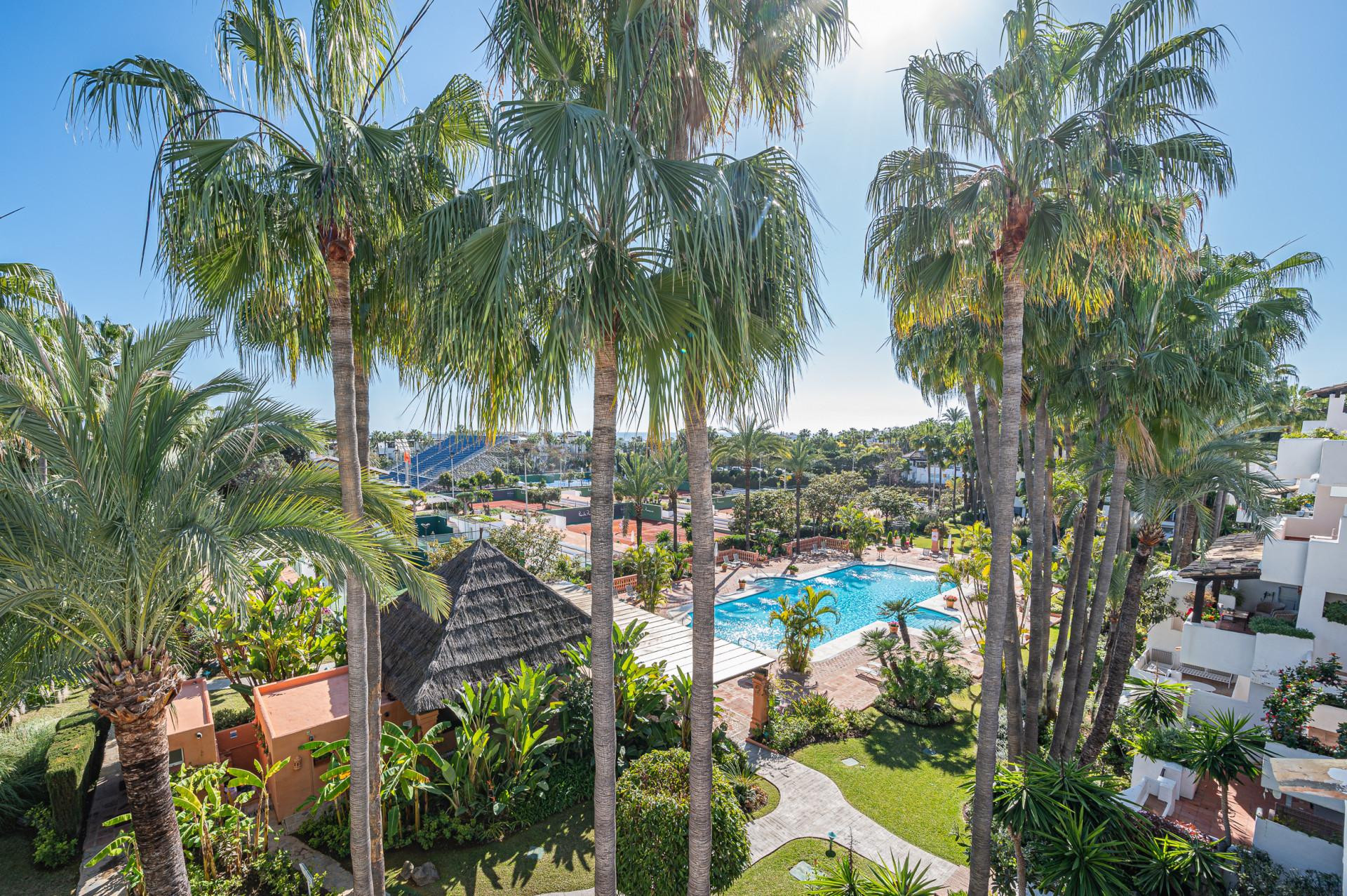 Atico dúplex impresionante en Marina Puente Romano, Marbella Milla de Oro — foto 33