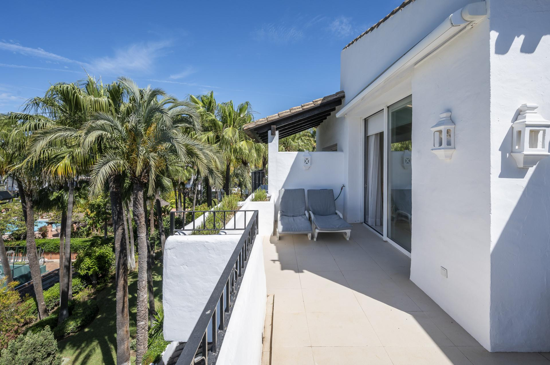 Atico dúplex impresionante en Marina Puente Romano, Marbella Milla de Oro — foto 24