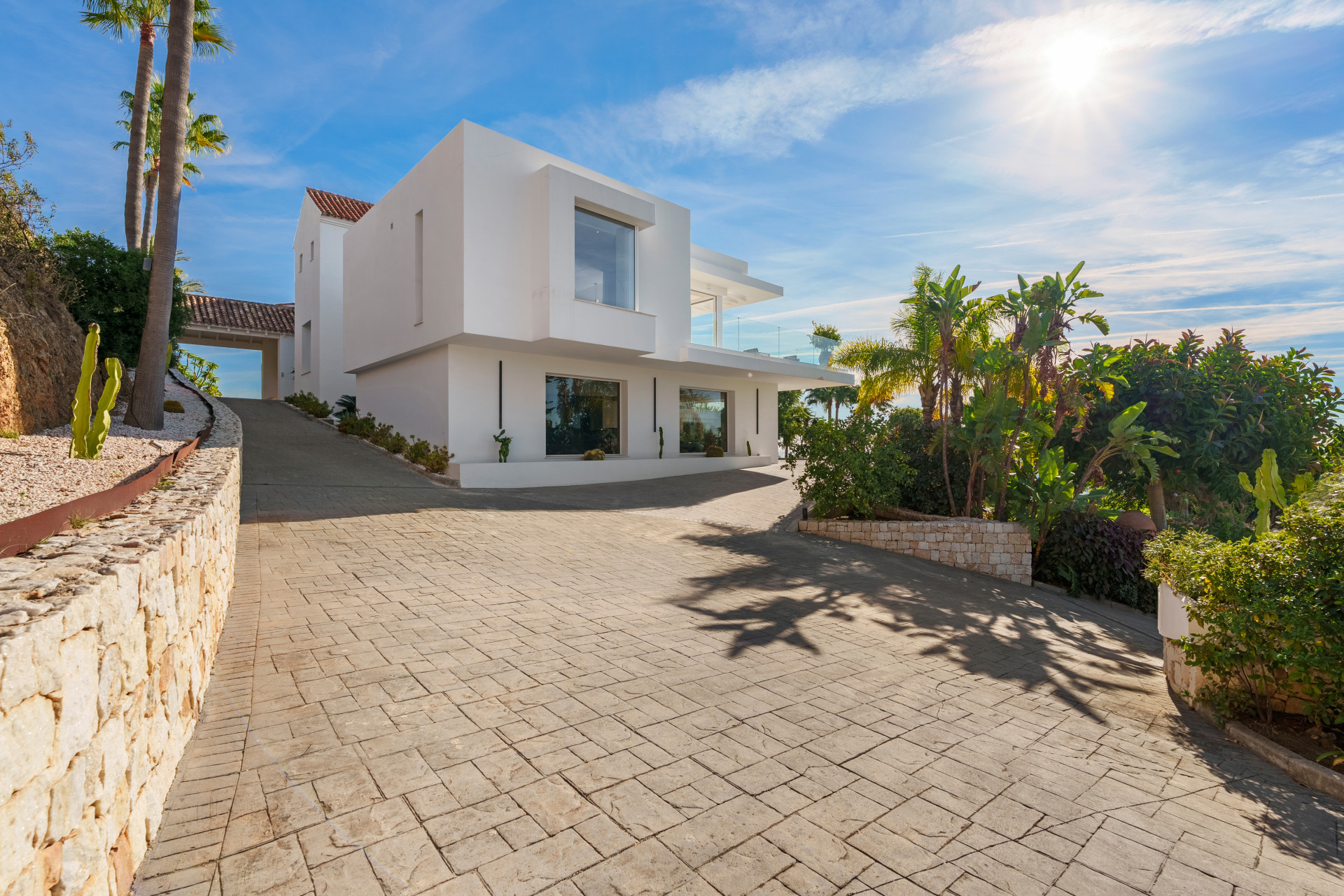 Prachtige villa met 9 Slaapkamers met panoramisch uitzicht op zee in Puerto del Almendro, Benahavis — foto 43