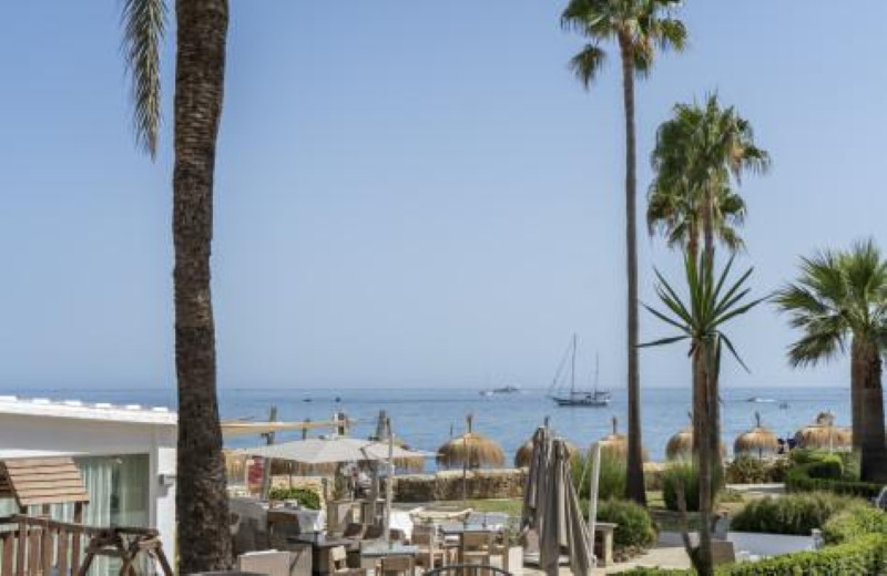 Luxury Beachfront Townhouse in Coral Beach, Marbella Golden Mile — photo 23